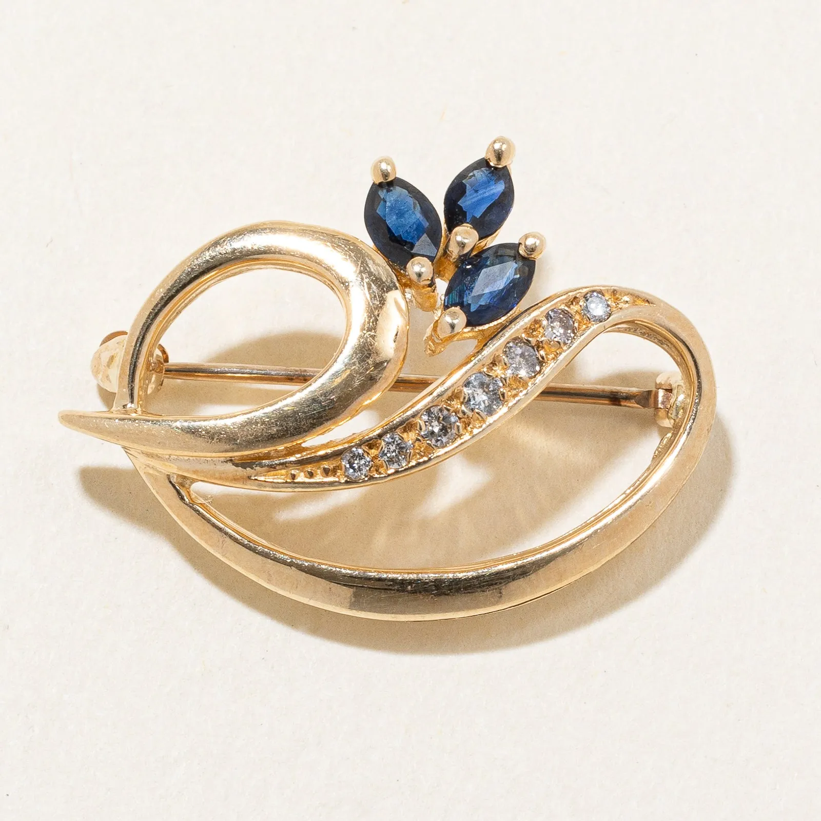 10K Yellow Gold Sapphire and Diamond Brooch | 0.69ctw, 0.14ctw