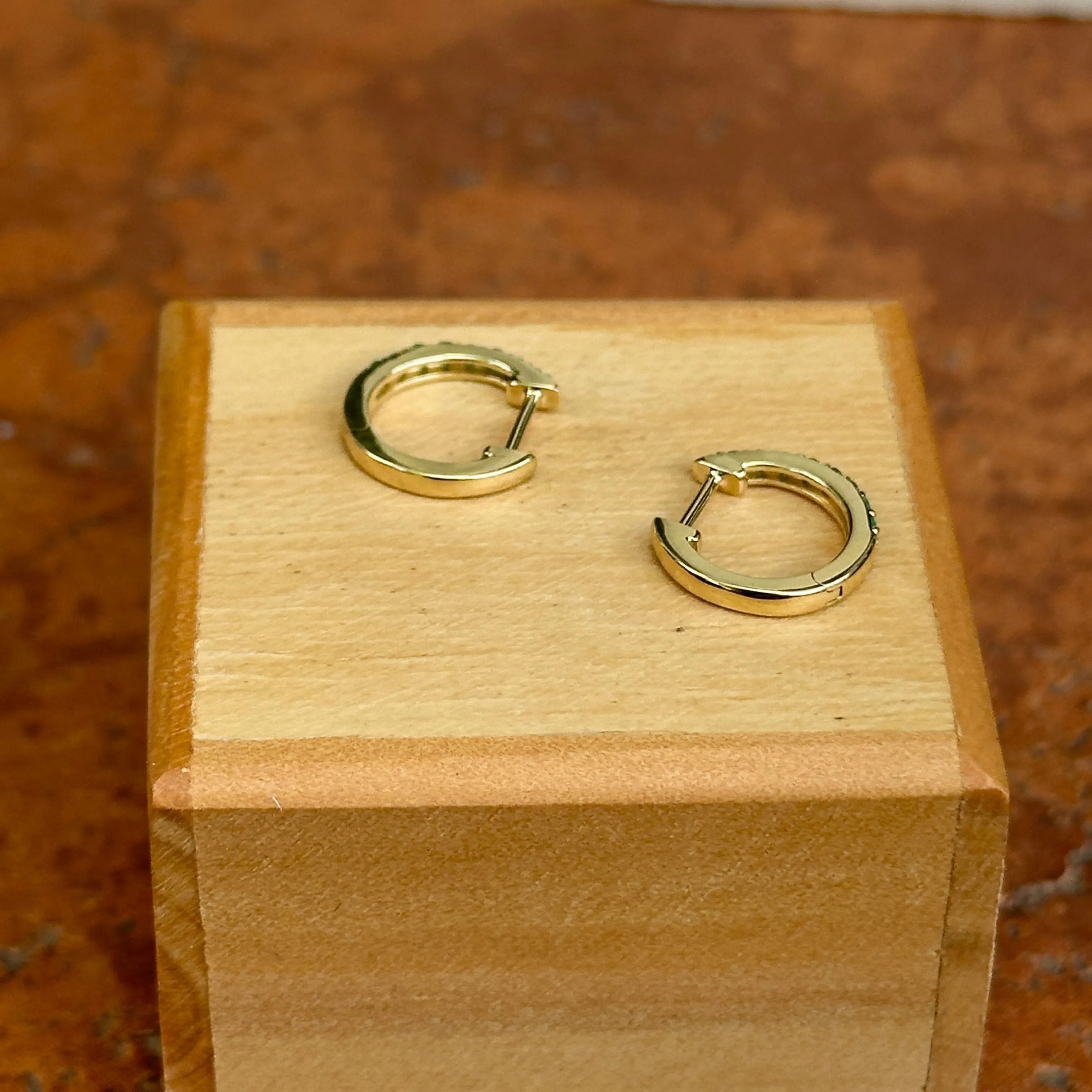 10KT Yellow Gold Round Genuine Emerald Huggie Hoop Earrings 8mm