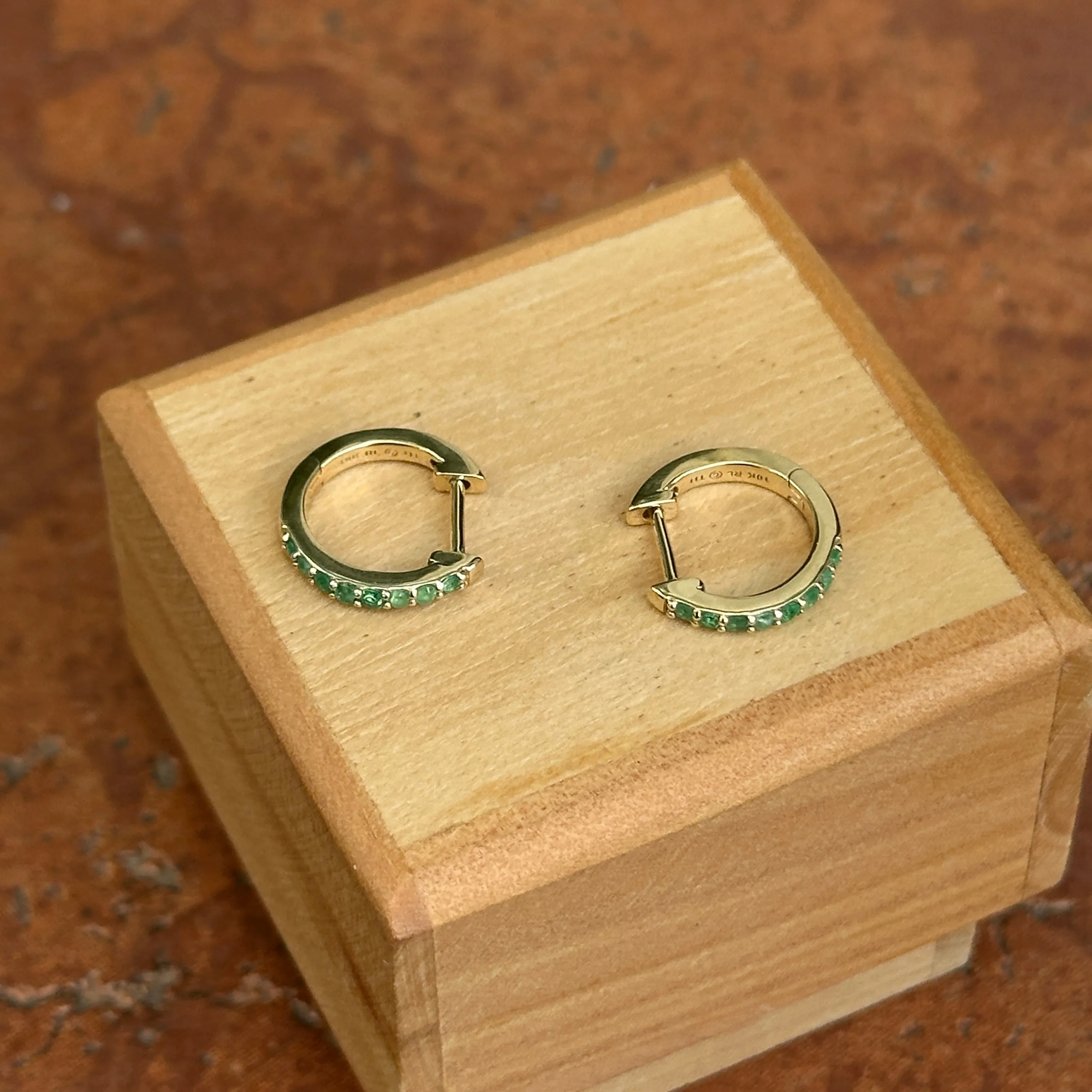 10KT Yellow Gold Round Genuine Emerald Huggie Hoop Earrings 8mm