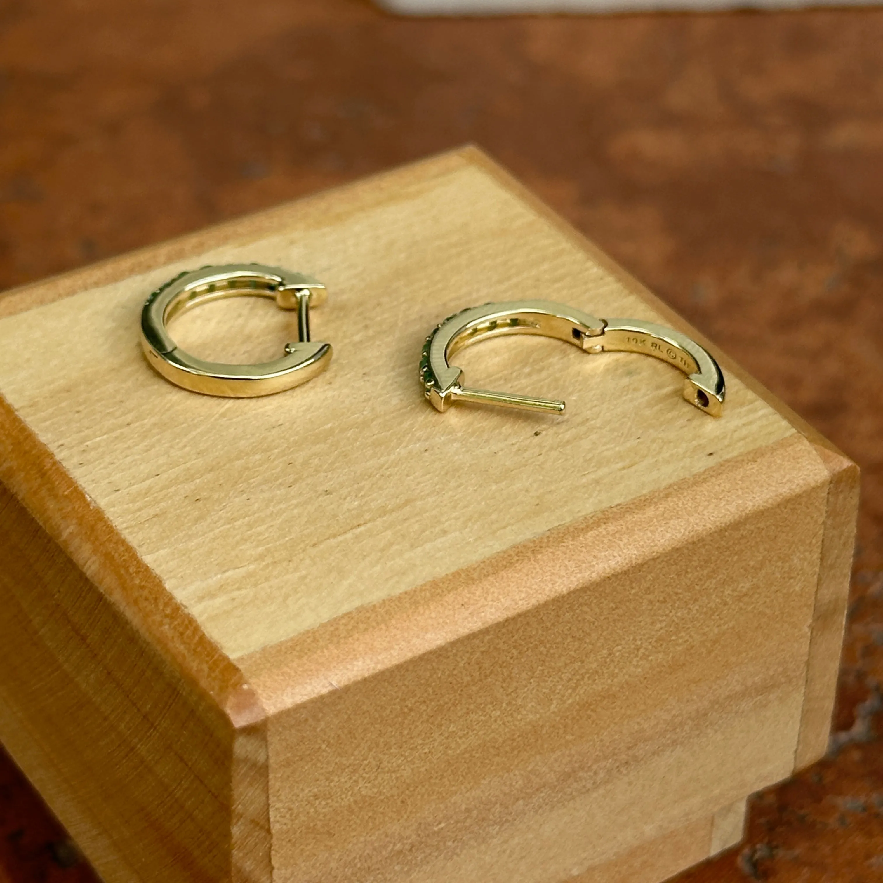 10KT Yellow Gold Round Genuine Emerald Huggie Hoop Earrings 8mm