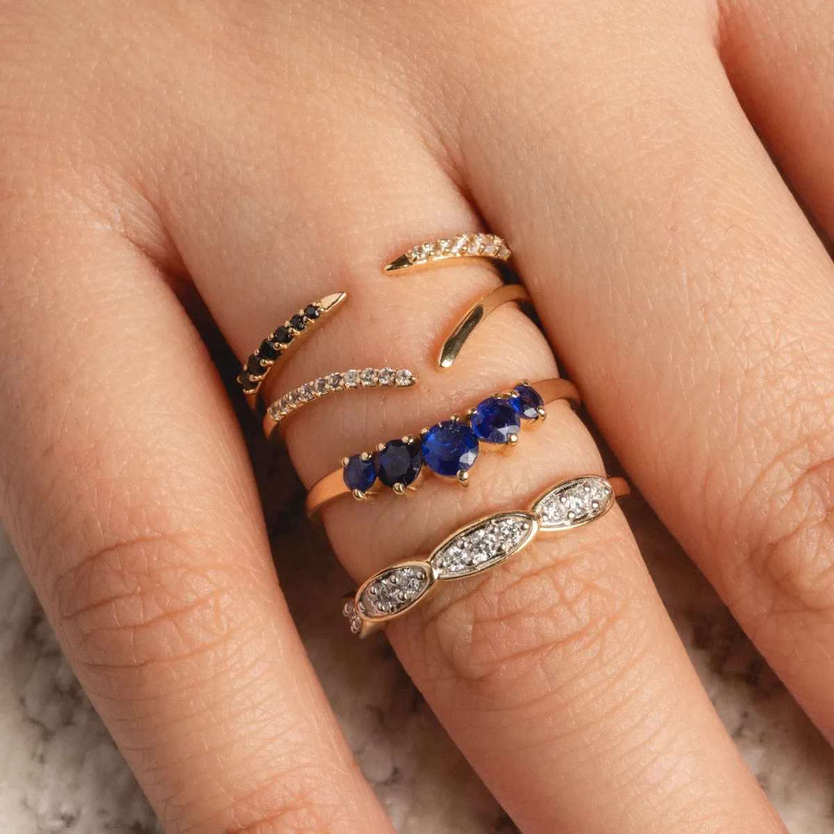 14k Black and White Open Front Nesting Band