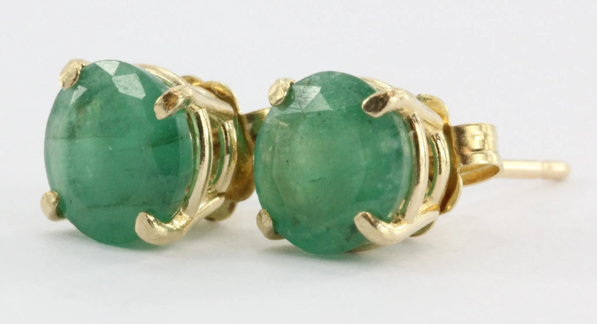 14K Gold 1.3 TCW Classic Emerald Earrings Studs