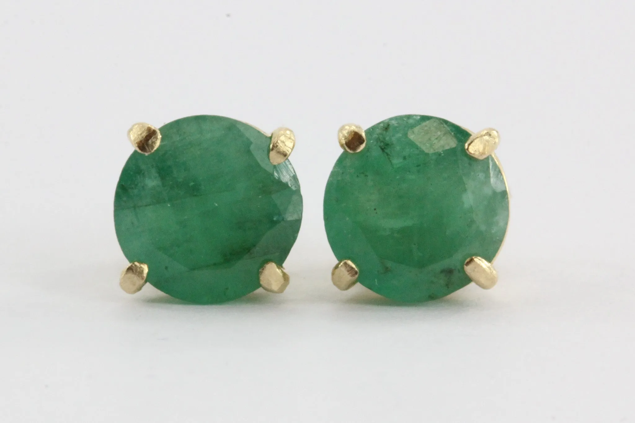 14K Gold 1.3 TCW Classic Emerald Earrings Studs