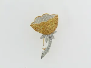 18K GOLD DIAMOND AND YELLOW SAPPHIRE FLOWER BROOCH