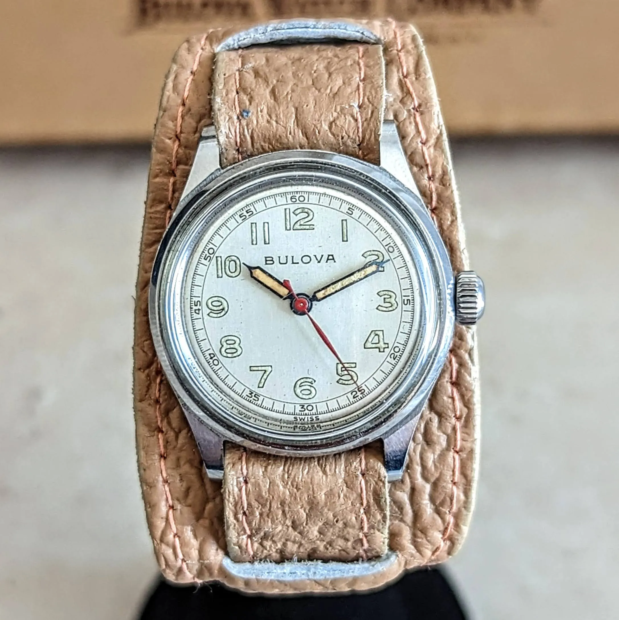 1944 BULOVA Watertite Service Wristwatch 17 Jewels Swiss Made Watch