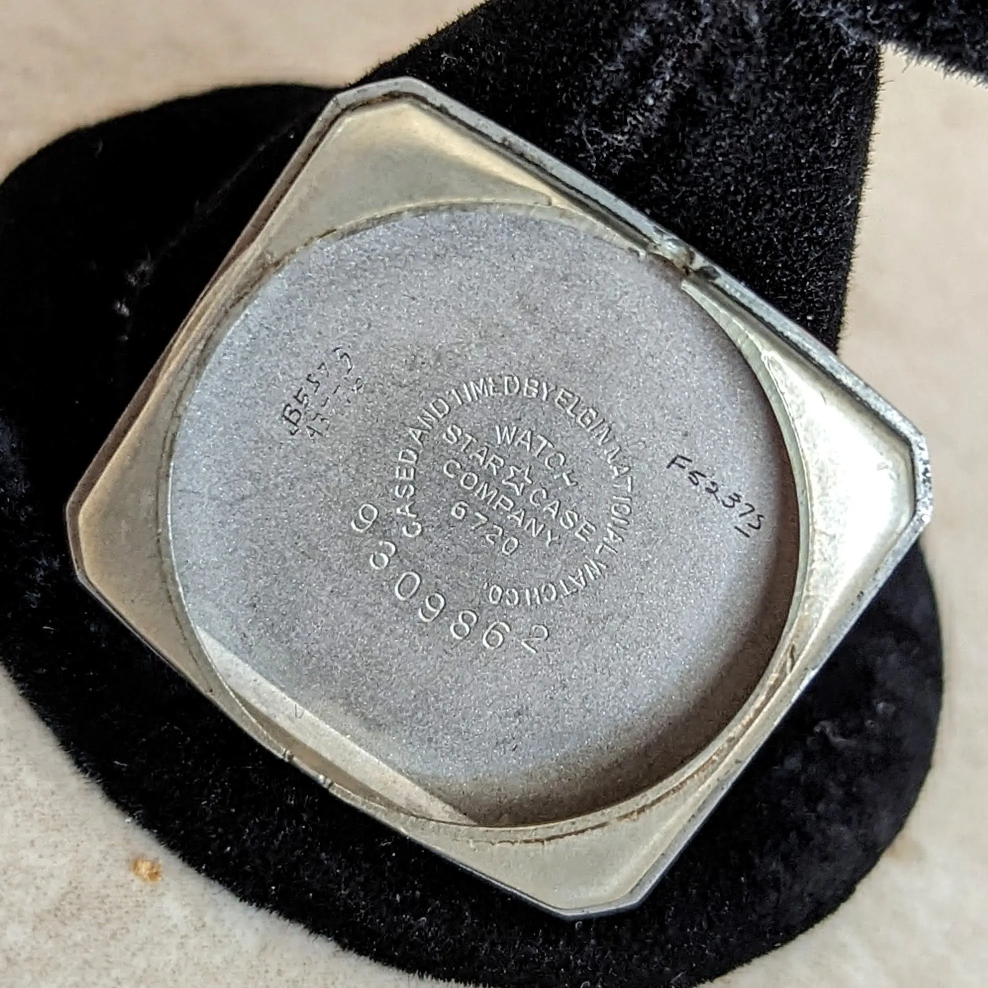 1949 ELGIN DuraPower Ref. 6720 Cal. 554 4 ADJ’S 15 Jewels U.S.A Made Watch