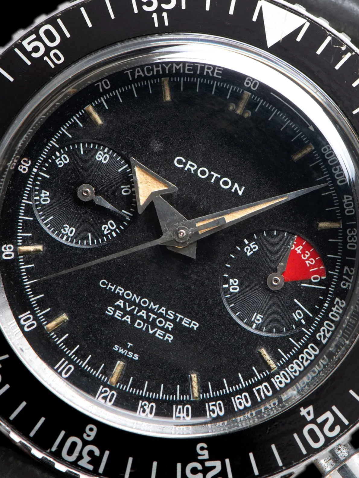 1960s Croton Chronomaster Aviator Sea Diver (Ref. 105) Valjoux Cal. 92