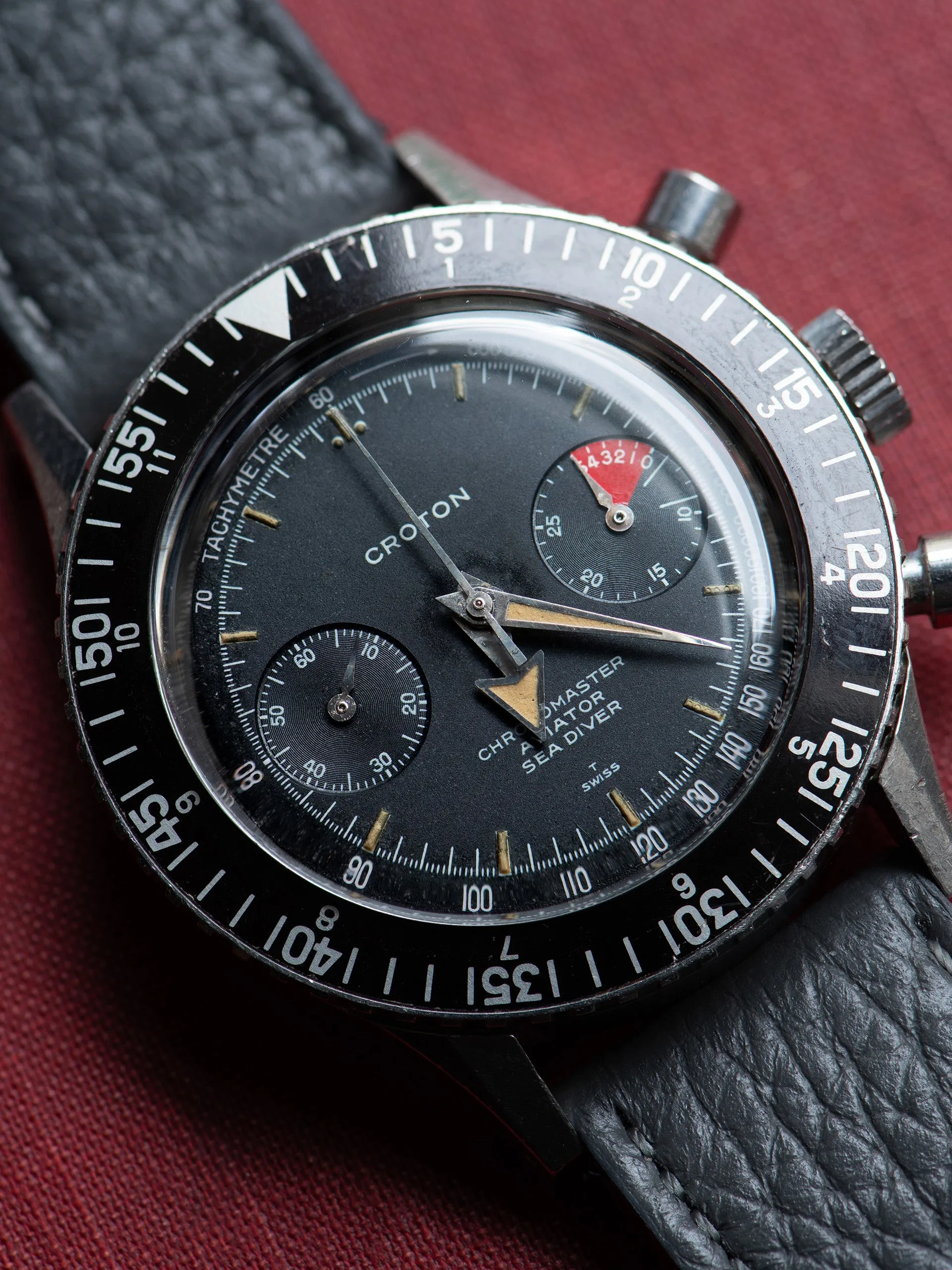 1960s Croton Chronomaster Aviator Sea Diver (Ref. 105) Valjoux Cal. 92