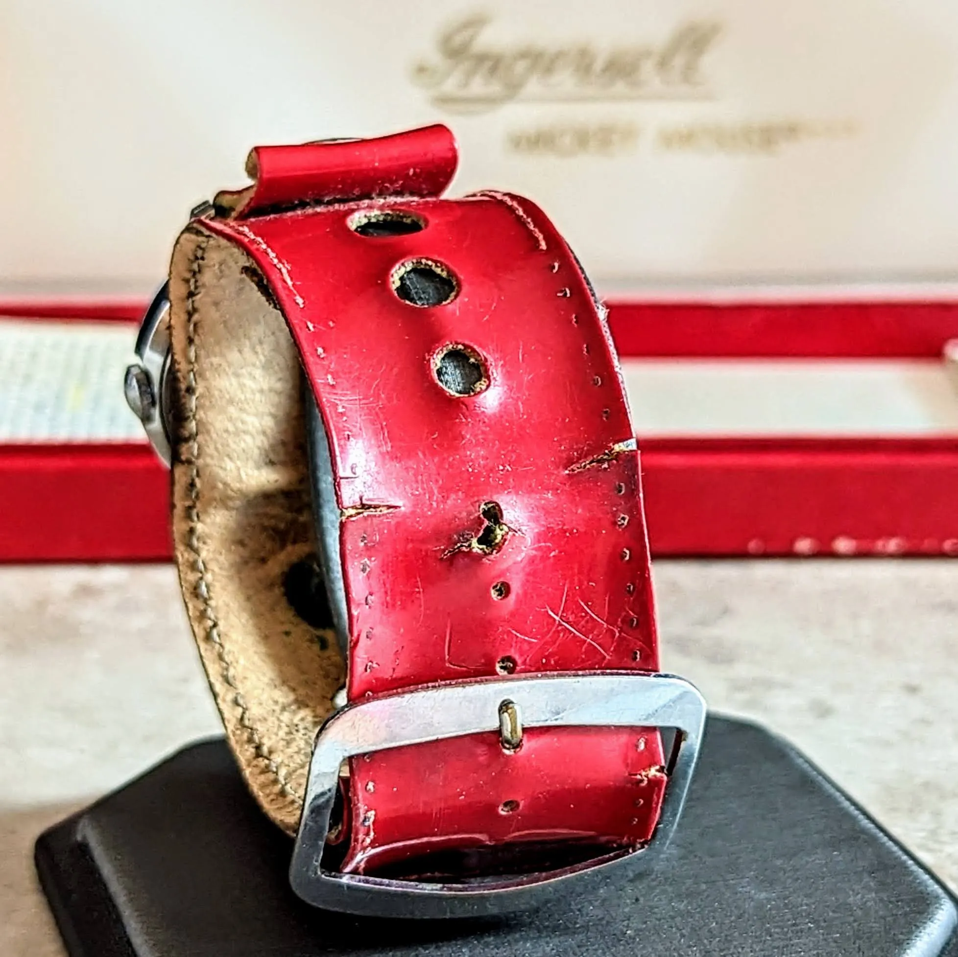 1971 INGERSOLL Mickey Mouse Watch Manual Wristwatch Original BOX! Animated Hands