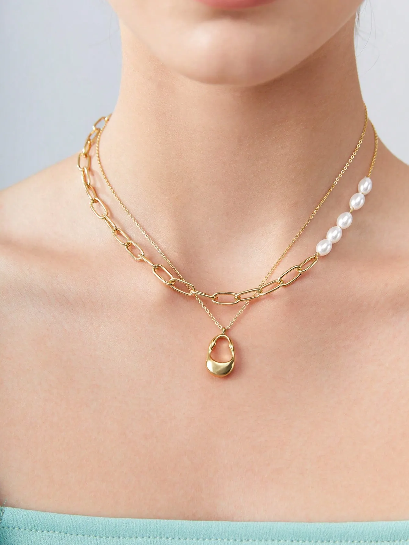 1pc Faux Pearl Decor Layered Necklace - Gold - FD ⚡