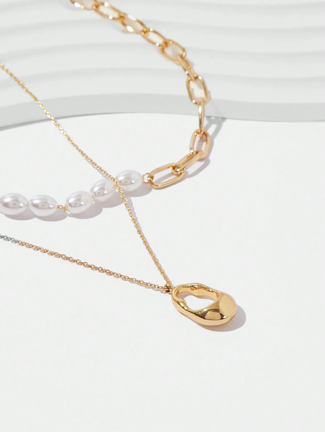 1pc Faux Pearl Decor Layered Necklace - Gold - FD ⚡