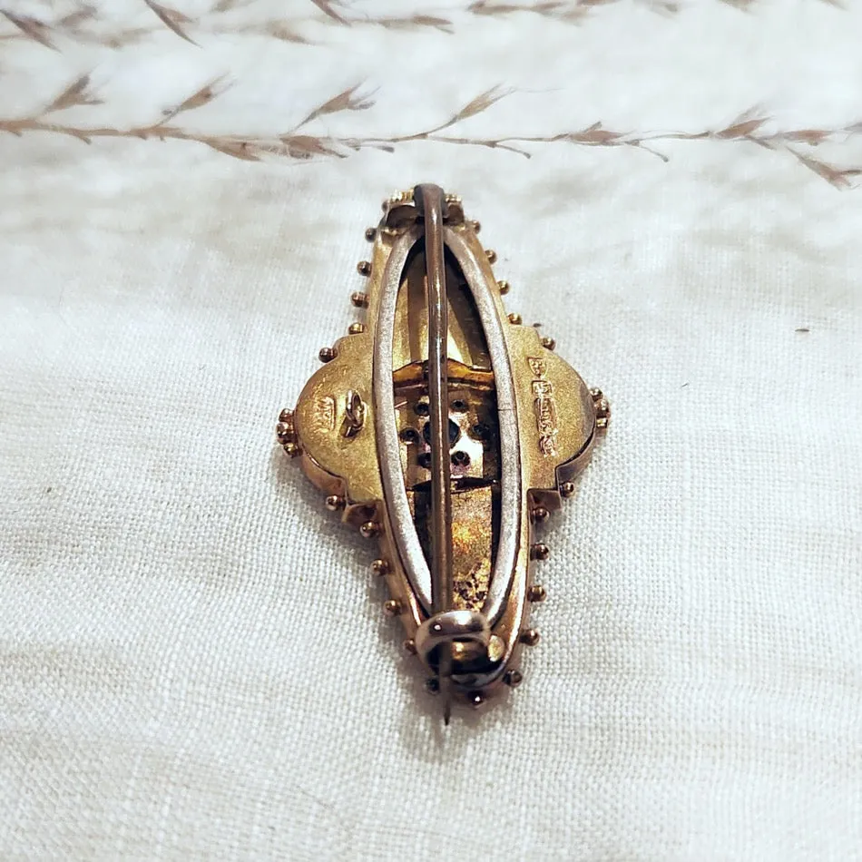 Antique 9ct yellow gold sapphire and diamond brooch