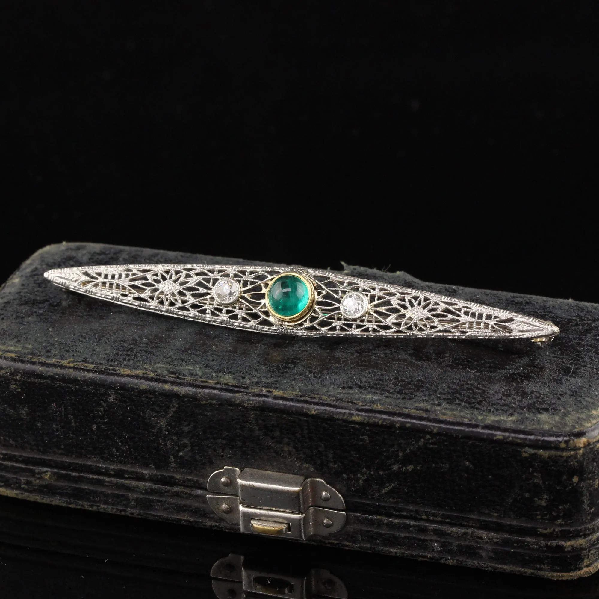 Antique Art Deco 14K White Gold Old Euro Diamond Emerald Filigree Pin