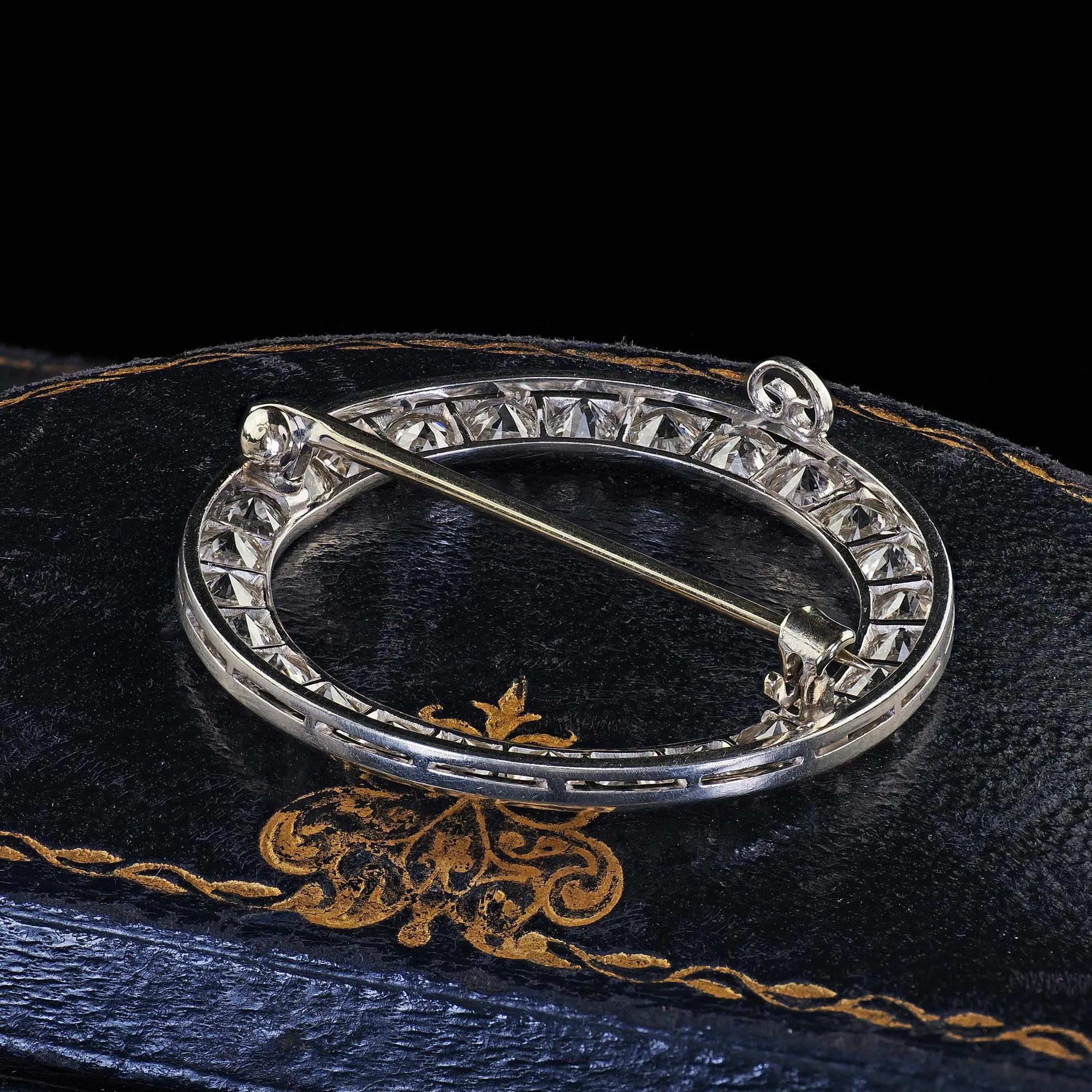 Antique Art Deco Platinum Old European Cut Diamond Circle Pin Brooch