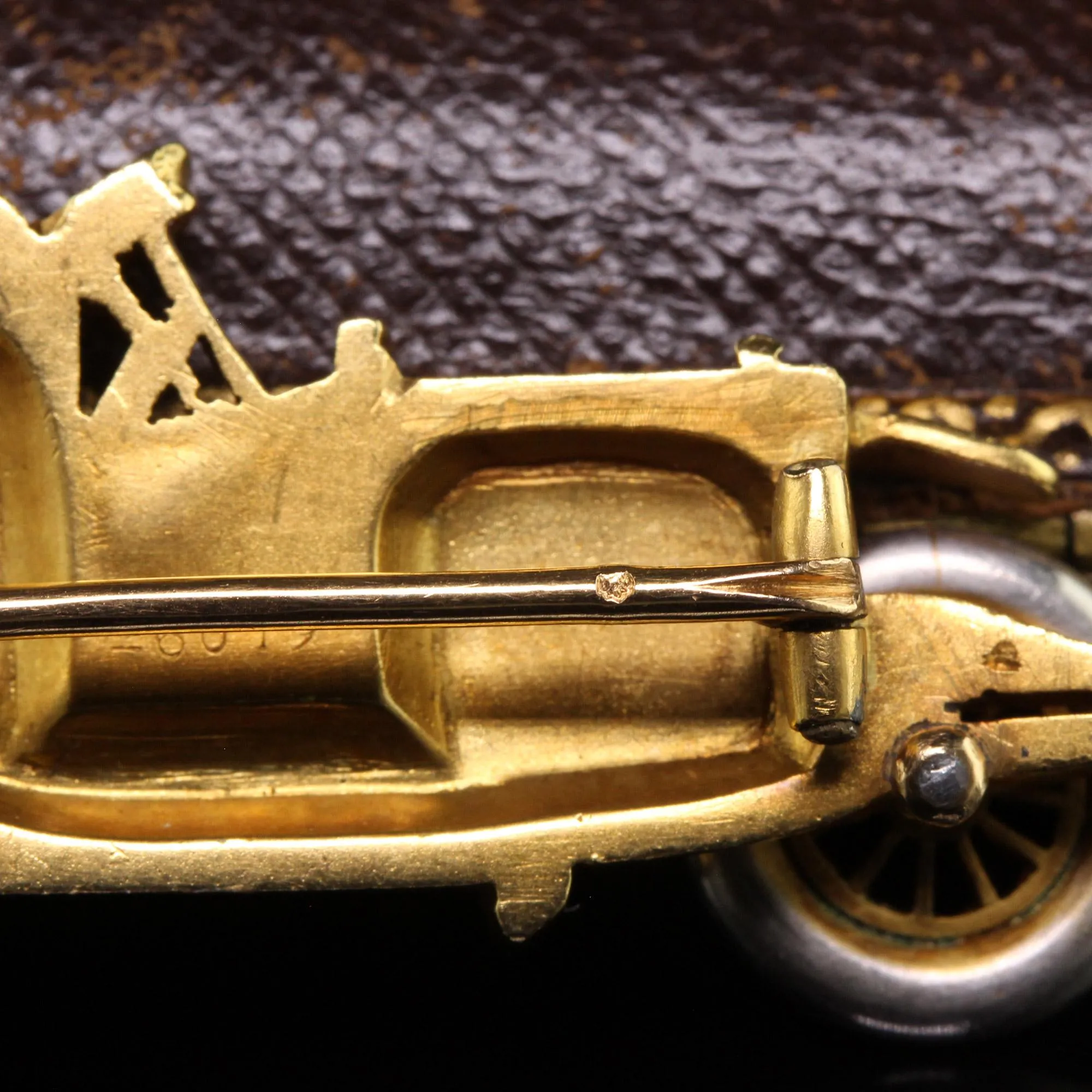 Antique Art Nouveau French 18K Yellow Gold Old Cut Diamond Enamel Buggy Car Pin