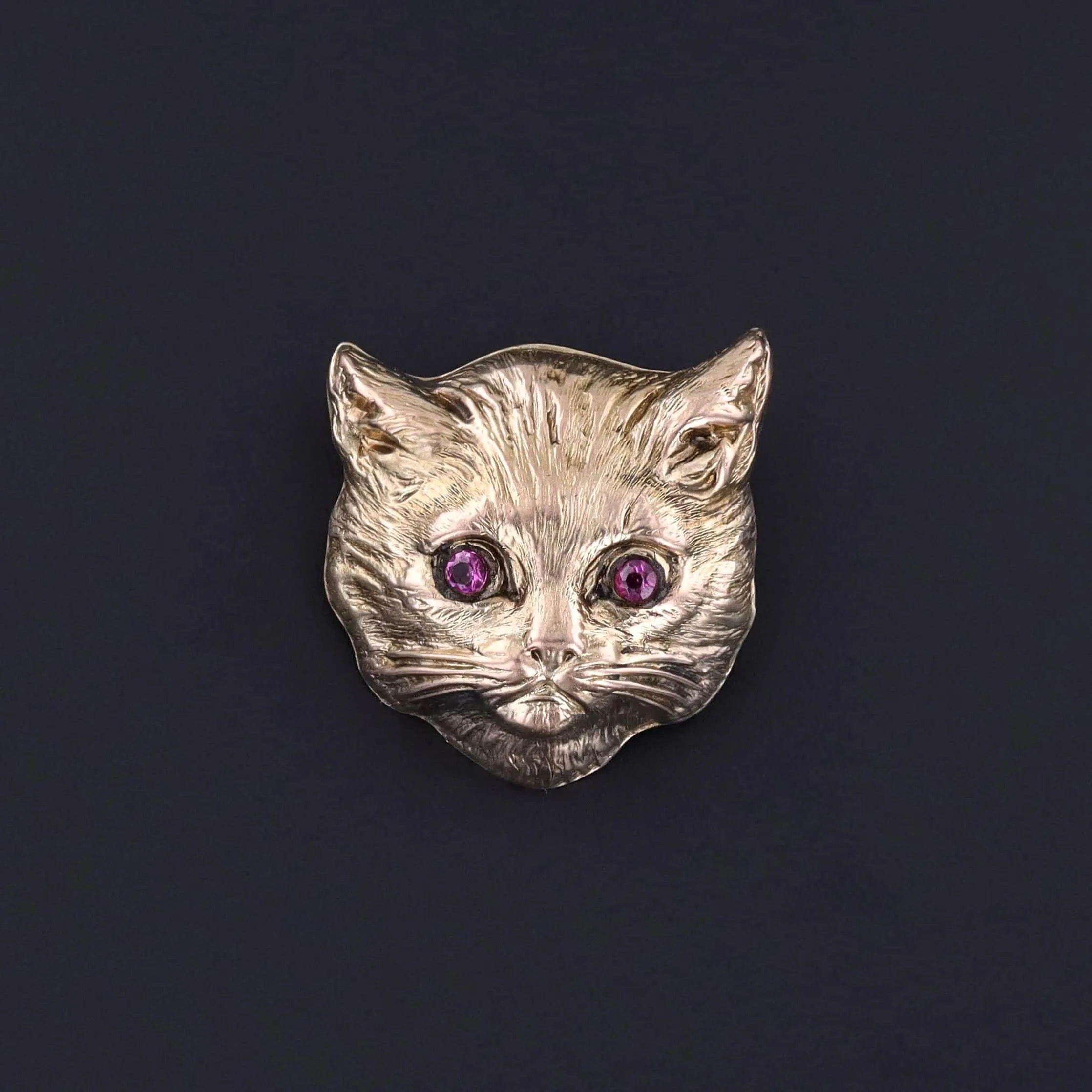 Antique Cat Brooch of 10k Gold