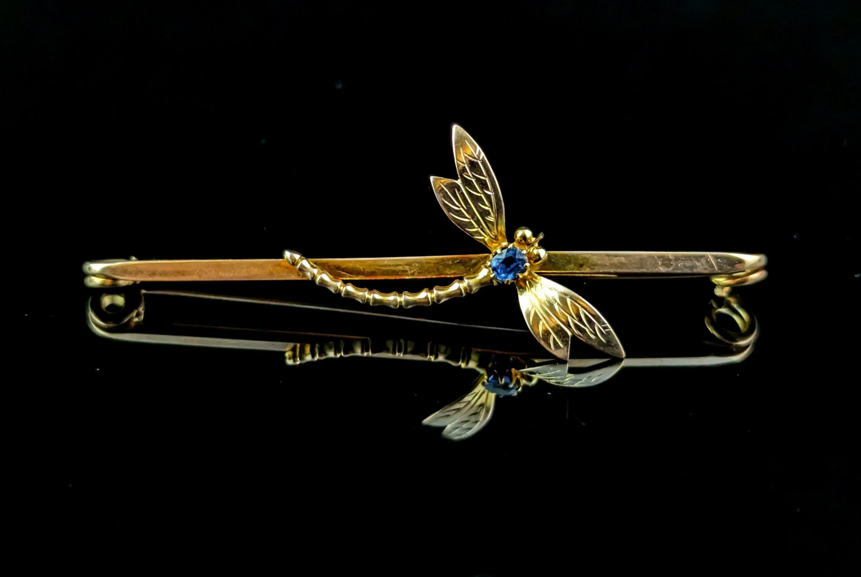 Antique Sapphire Dragonfly brooch, 9ct yellow gold, Art Nouveau