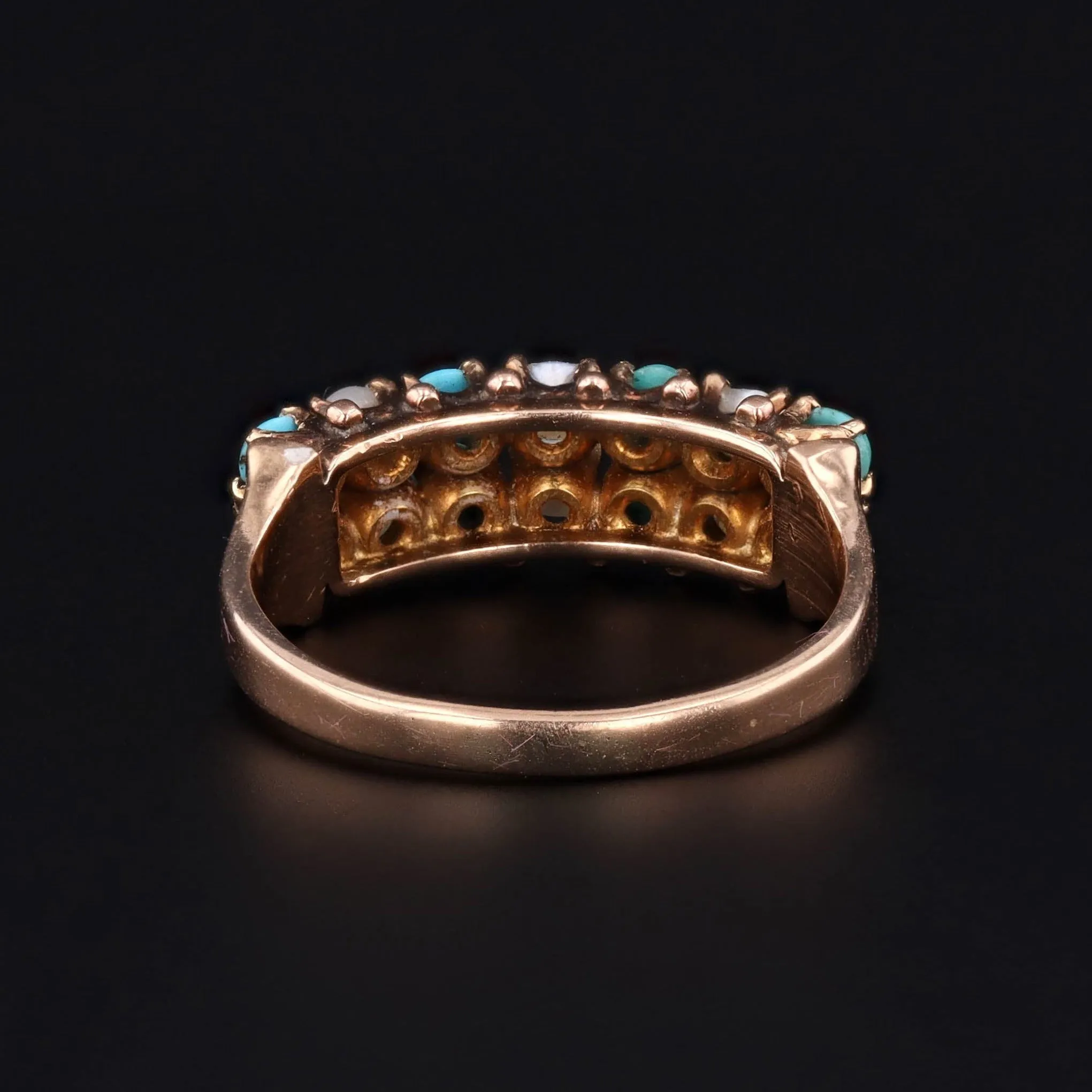 Antique Turquoise and Pearl Ring of 14k Gold