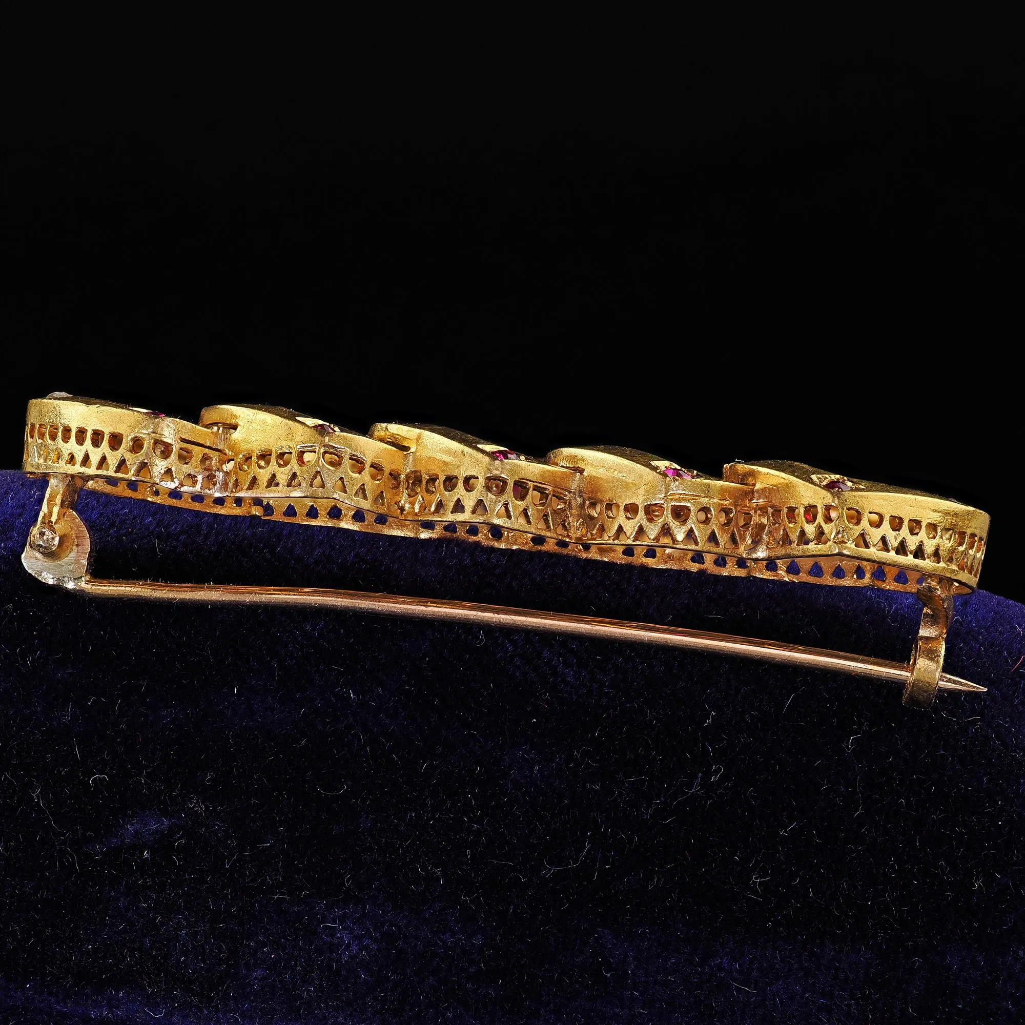 Antique Victorian 18K Yellow Gold Heart Linked Diamond and Ruby Brooch Pin