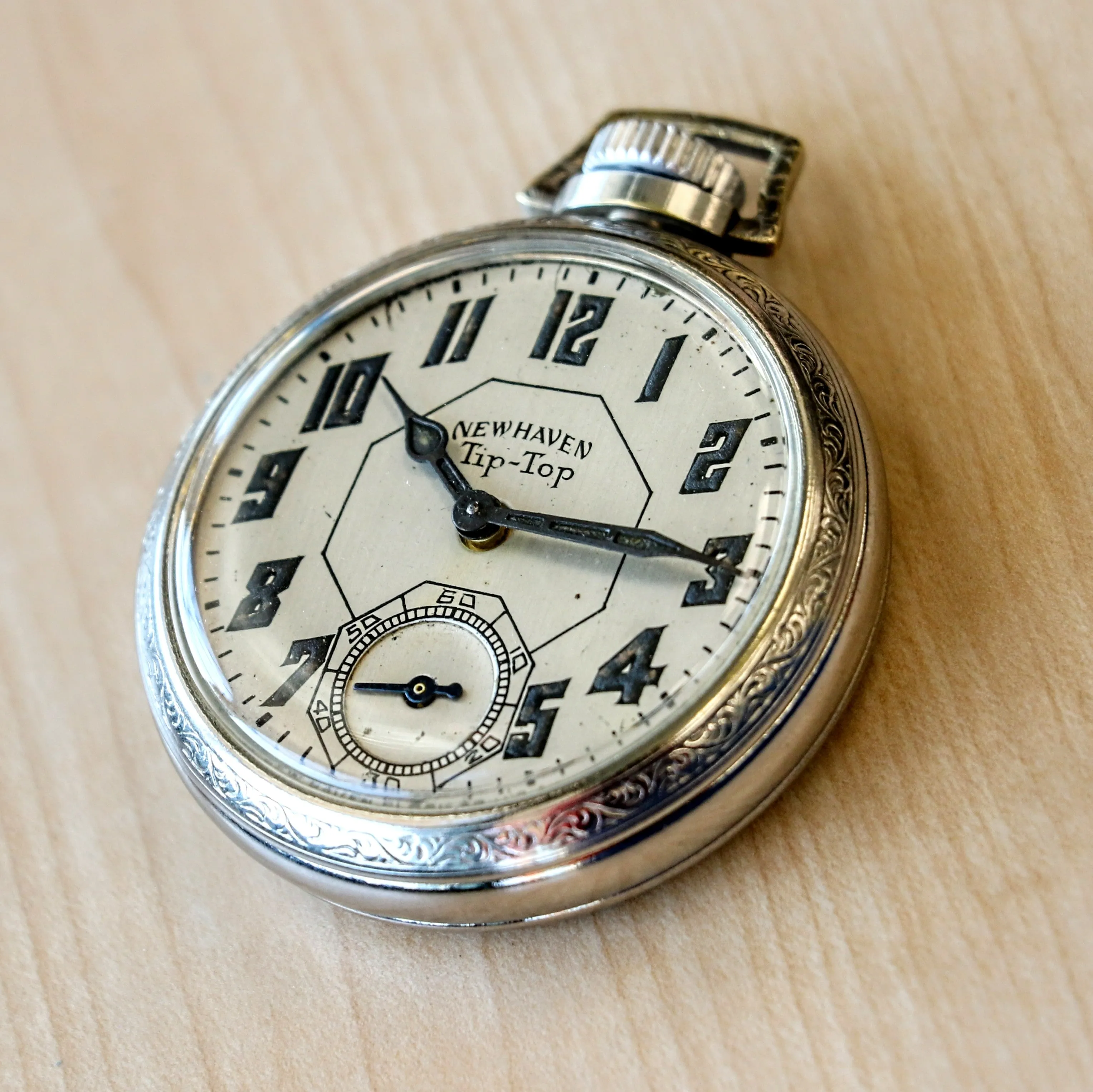 Art Deco NEW HAVEN Tip-Top Pocket Watch 16s U.S.A. Made Manual Wind Timepiece