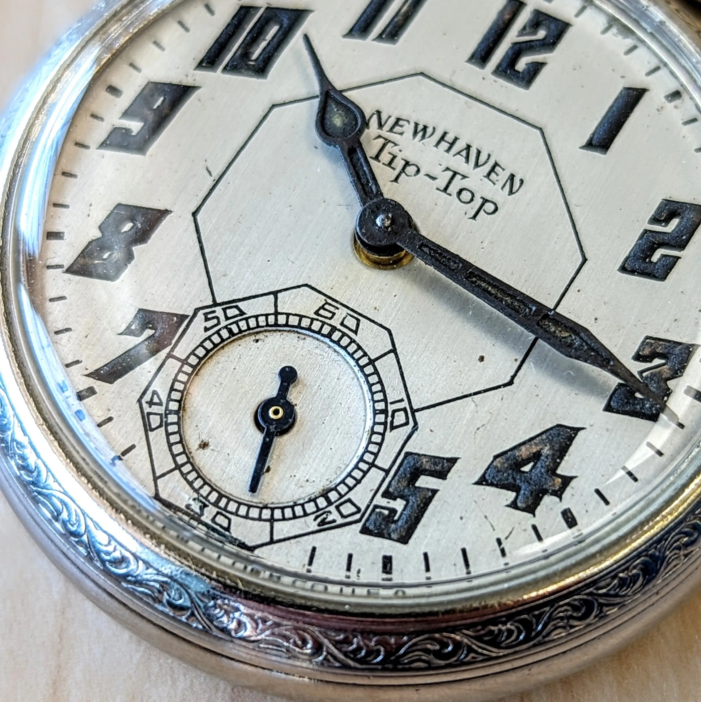 Art Deco NEW HAVEN Tip-Top Pocket Watch 16s U.S.A. Made Manual Wind Timepiece