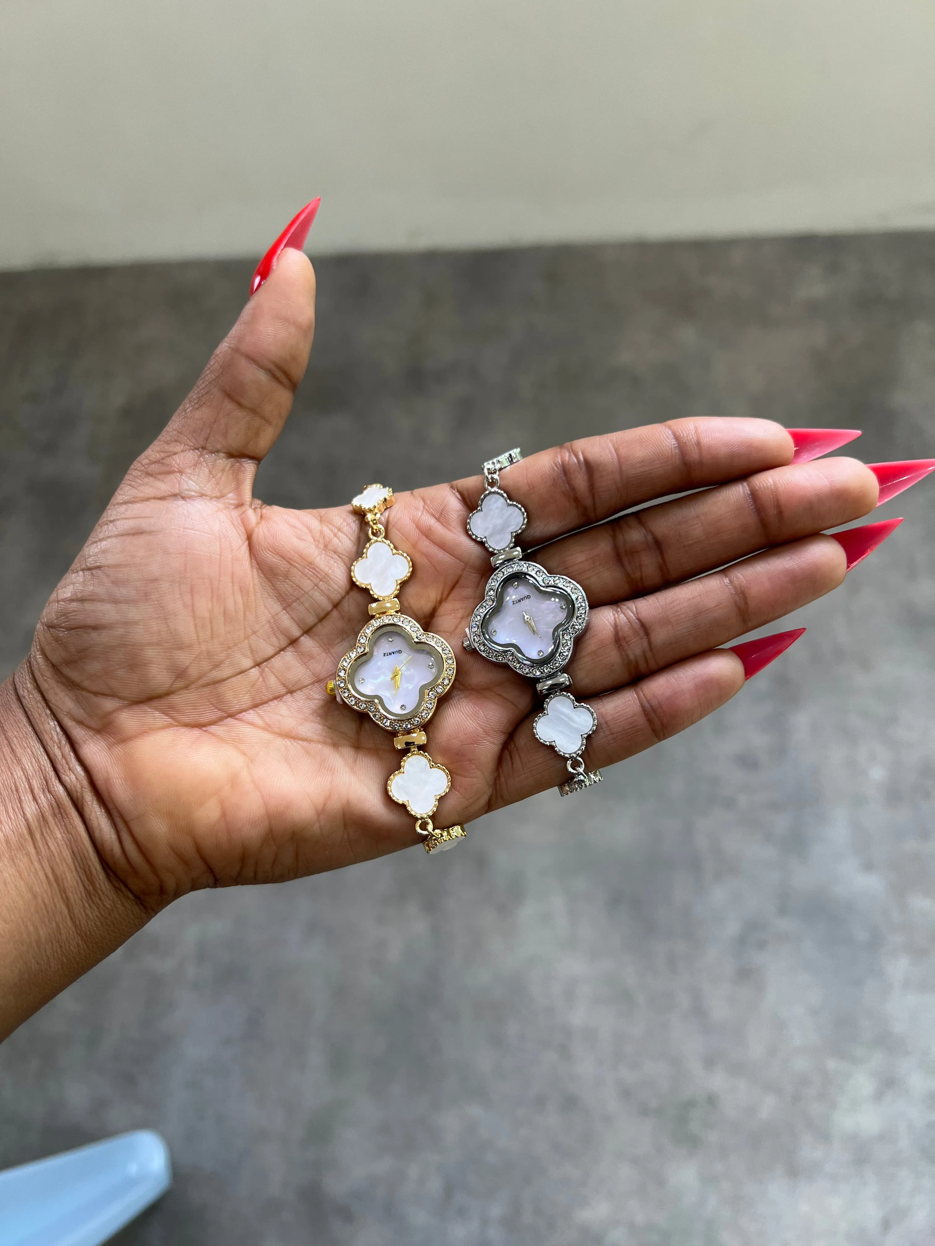 Chic vintage watch bracelet
