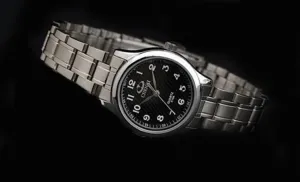 Classic Luxury Quartz Watches for Women