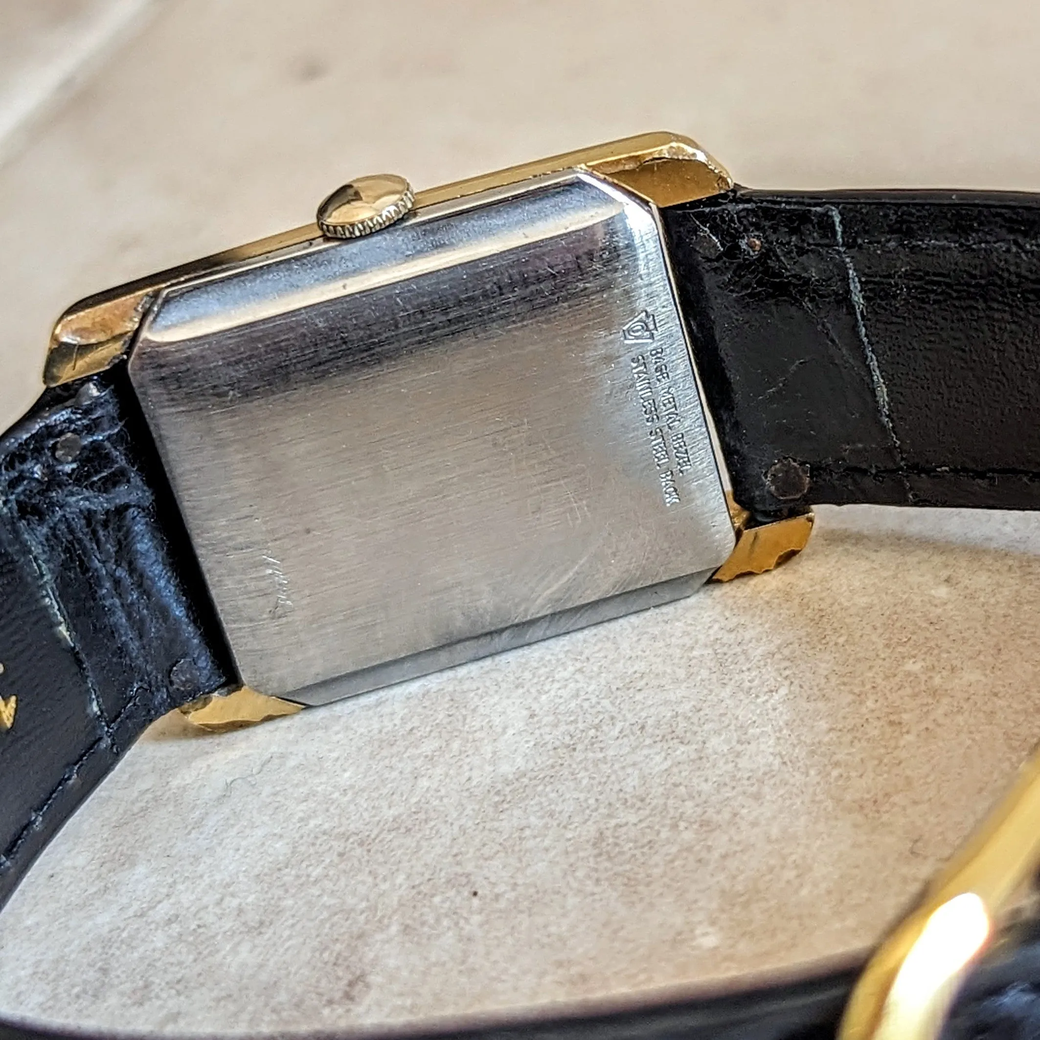 ELGIN DuraPower Wristwatch Cal. 752 ADJ’D 19 Jewels U.S.A Made Watch