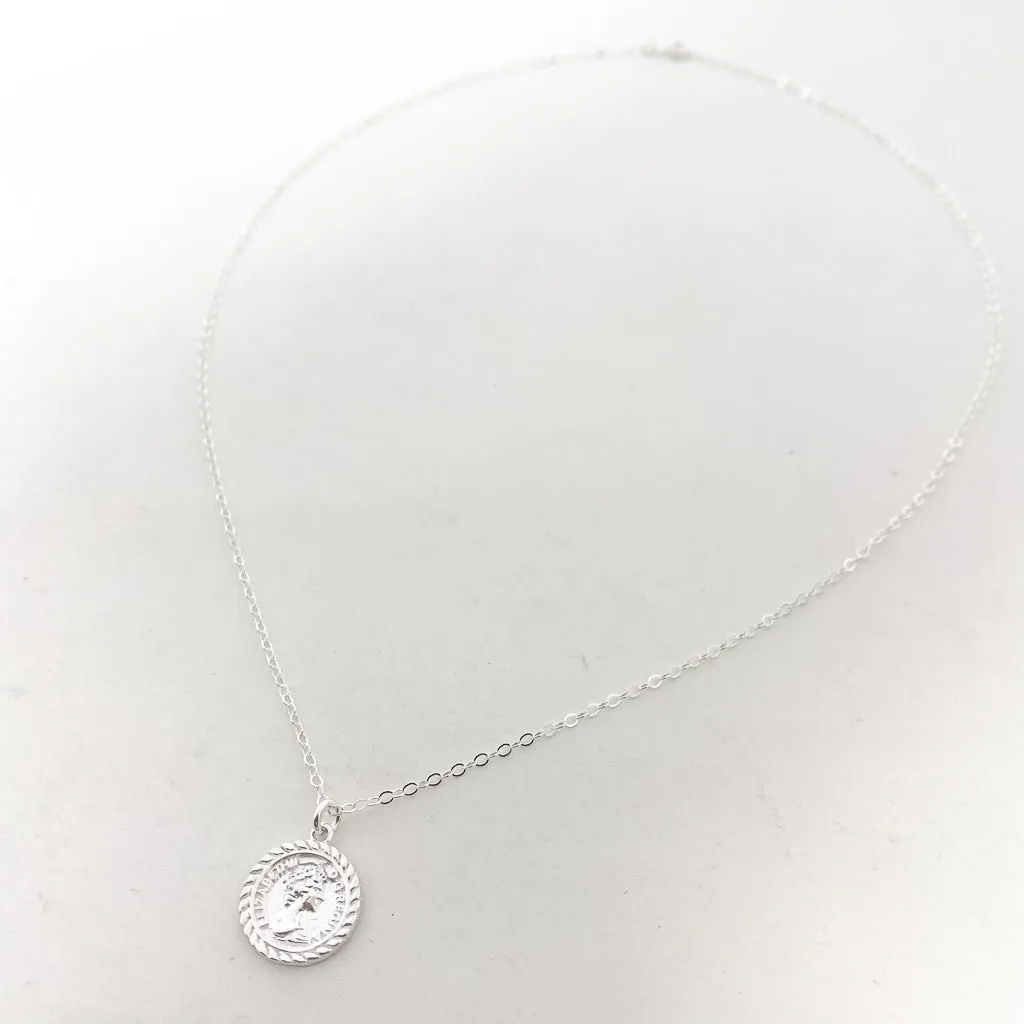 Elizabeth Mini Coin Necklace | Silver