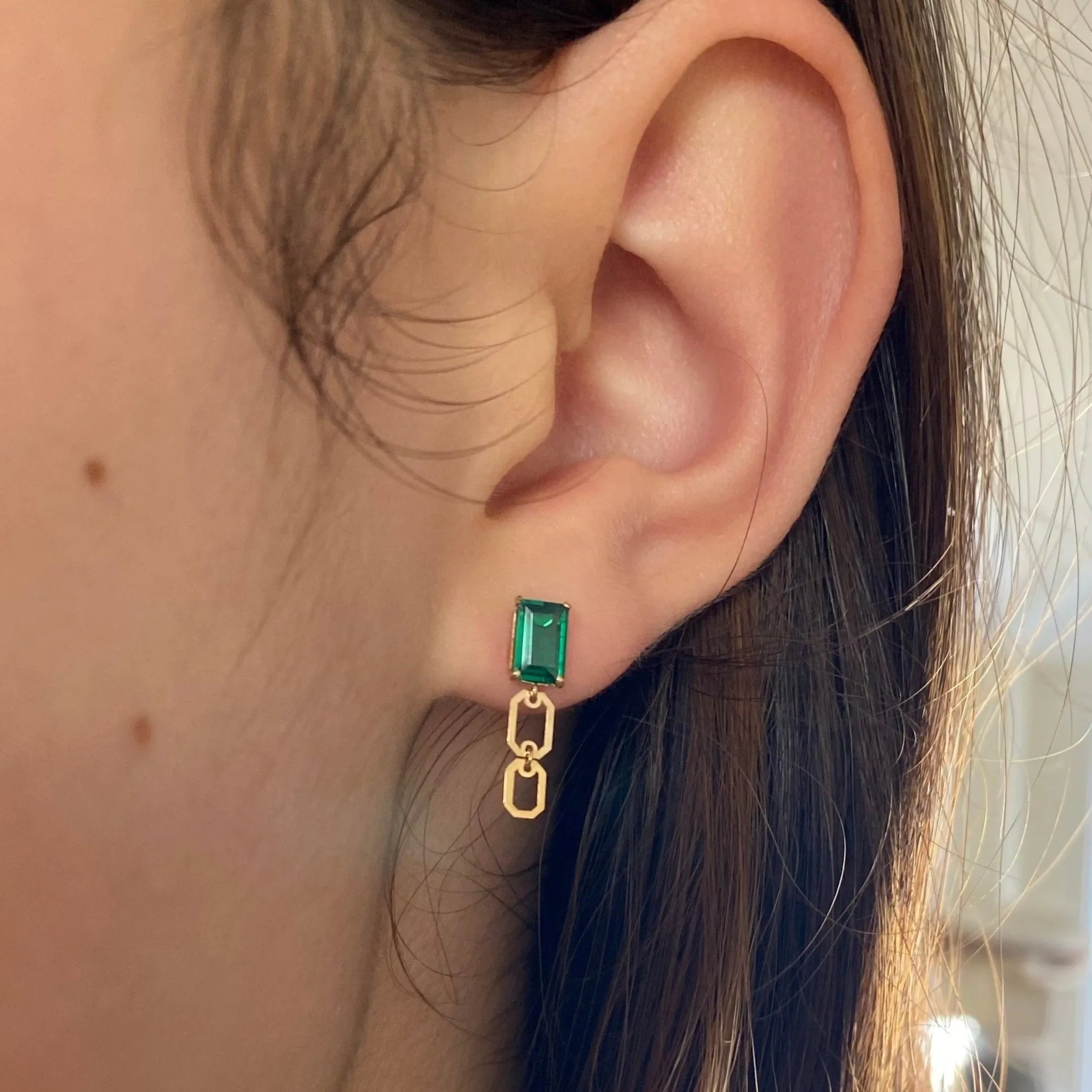 Emerald Drop Gold Link in 18k