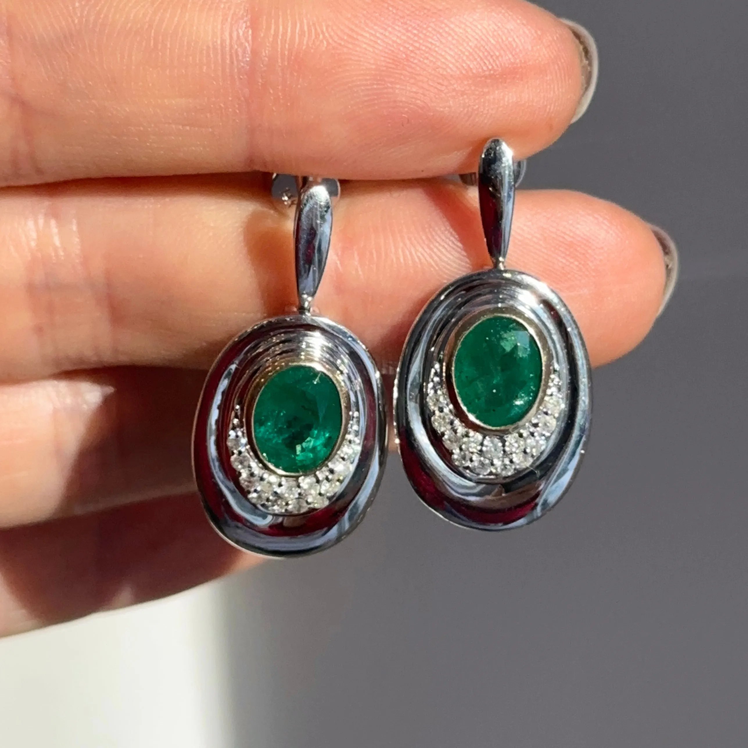Estate 14KT White Gold Oval Emerald   Diamond Drop Earrings