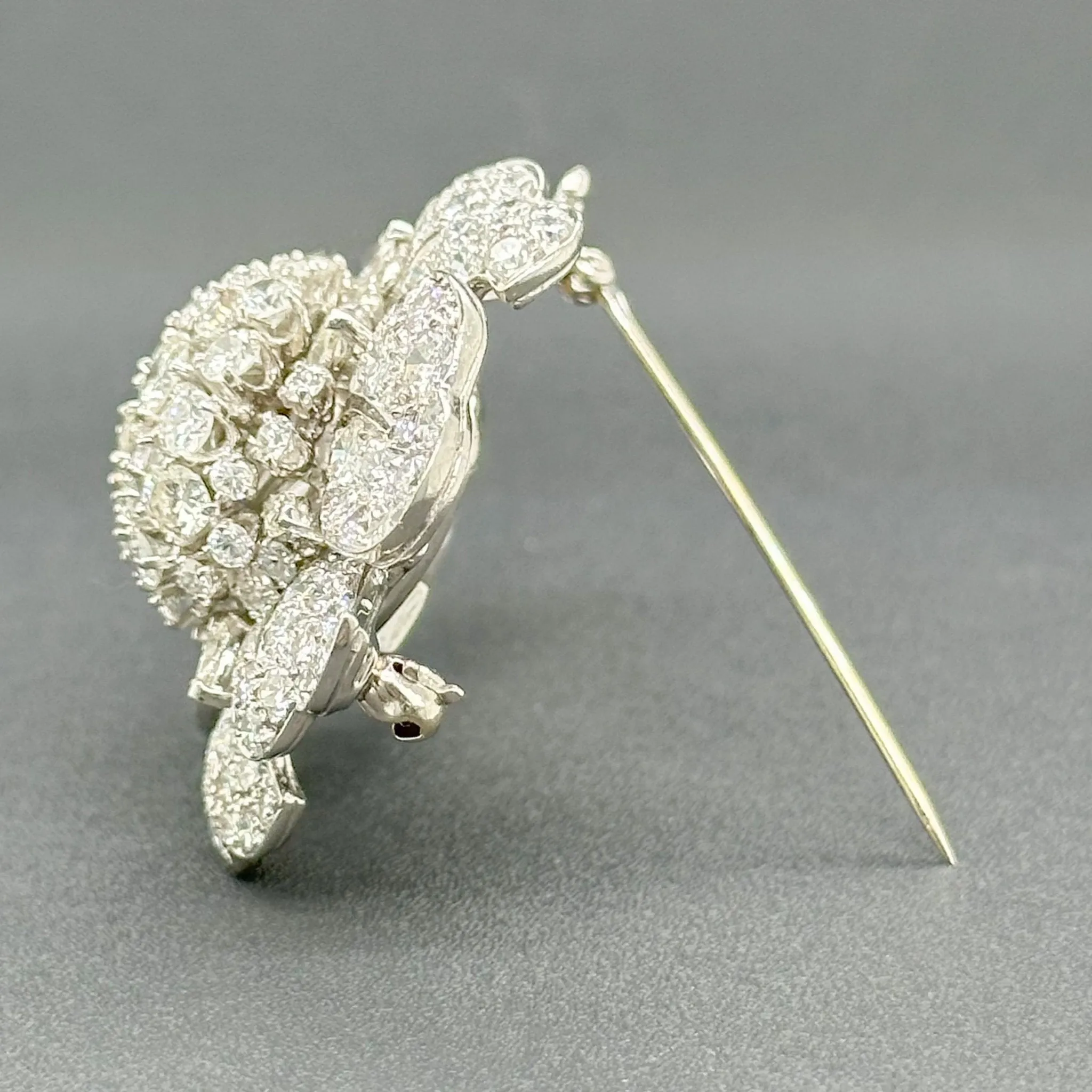 Estate Platinum 8.91ctw G-H/SI1-2 Diamond Flower Brooch