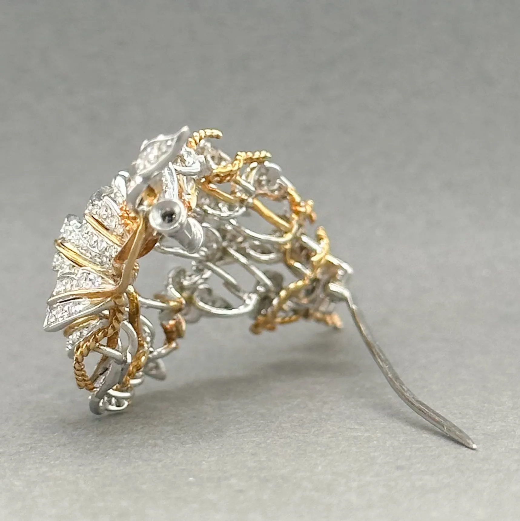 Estate Retro 18K TT 1.79ctw G-H/VS2 Diamond Leaf Brooch