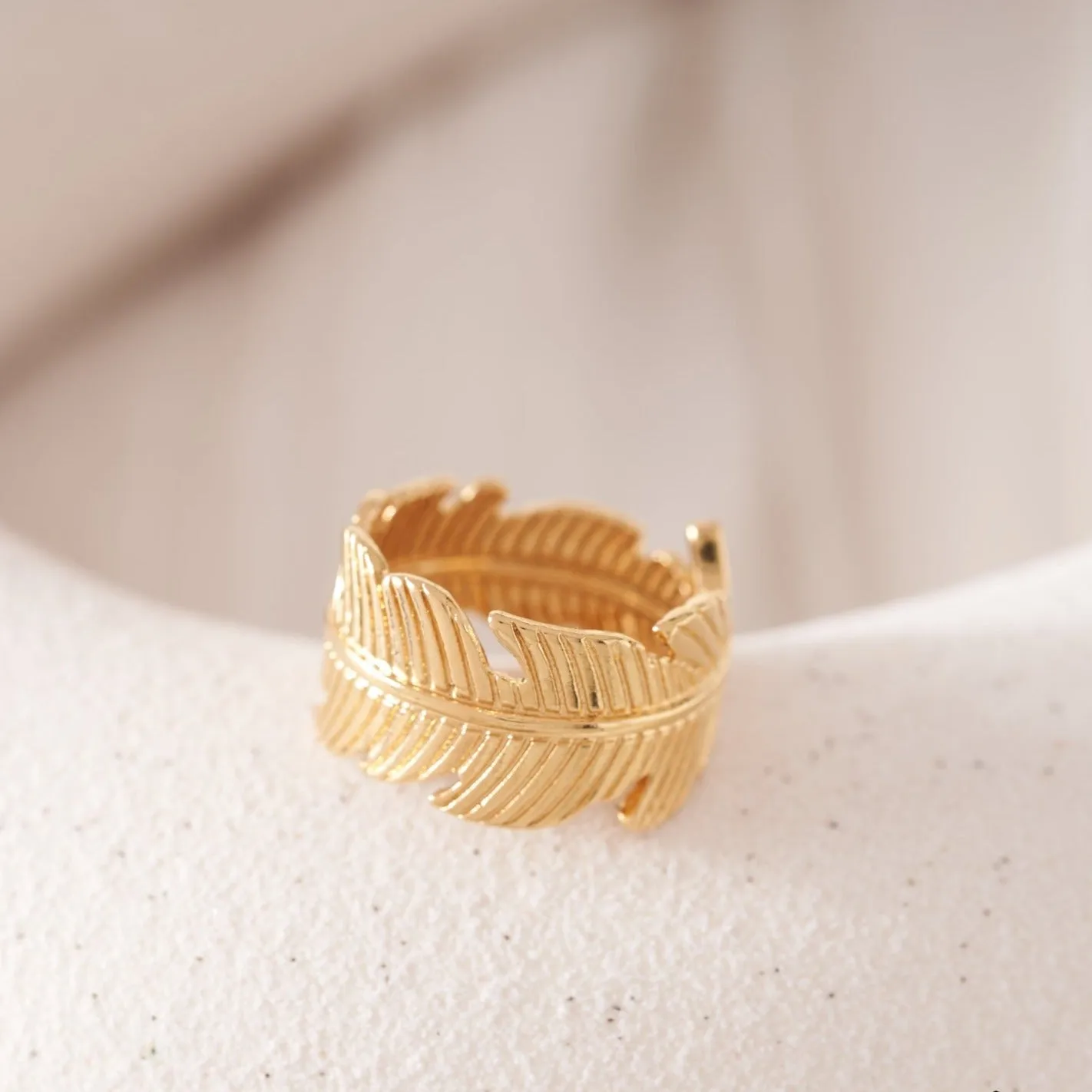 Feather Hug Ring