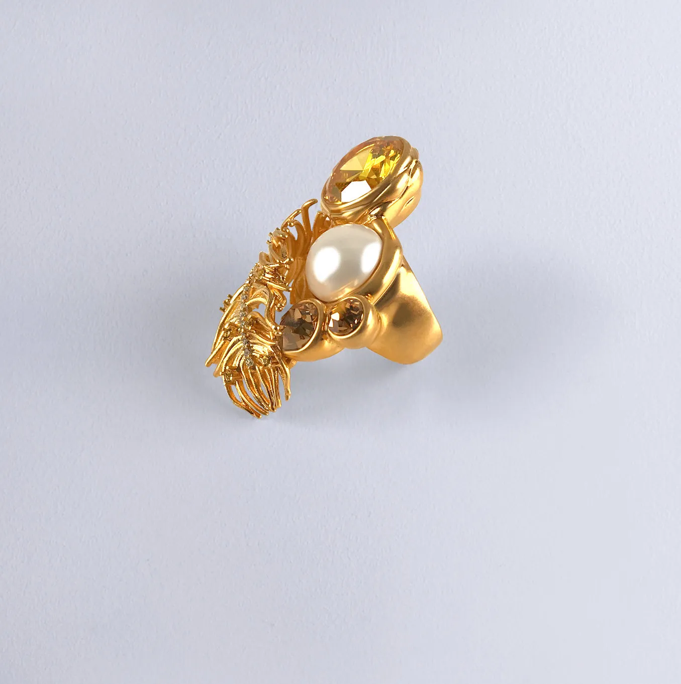 FEATHER RING