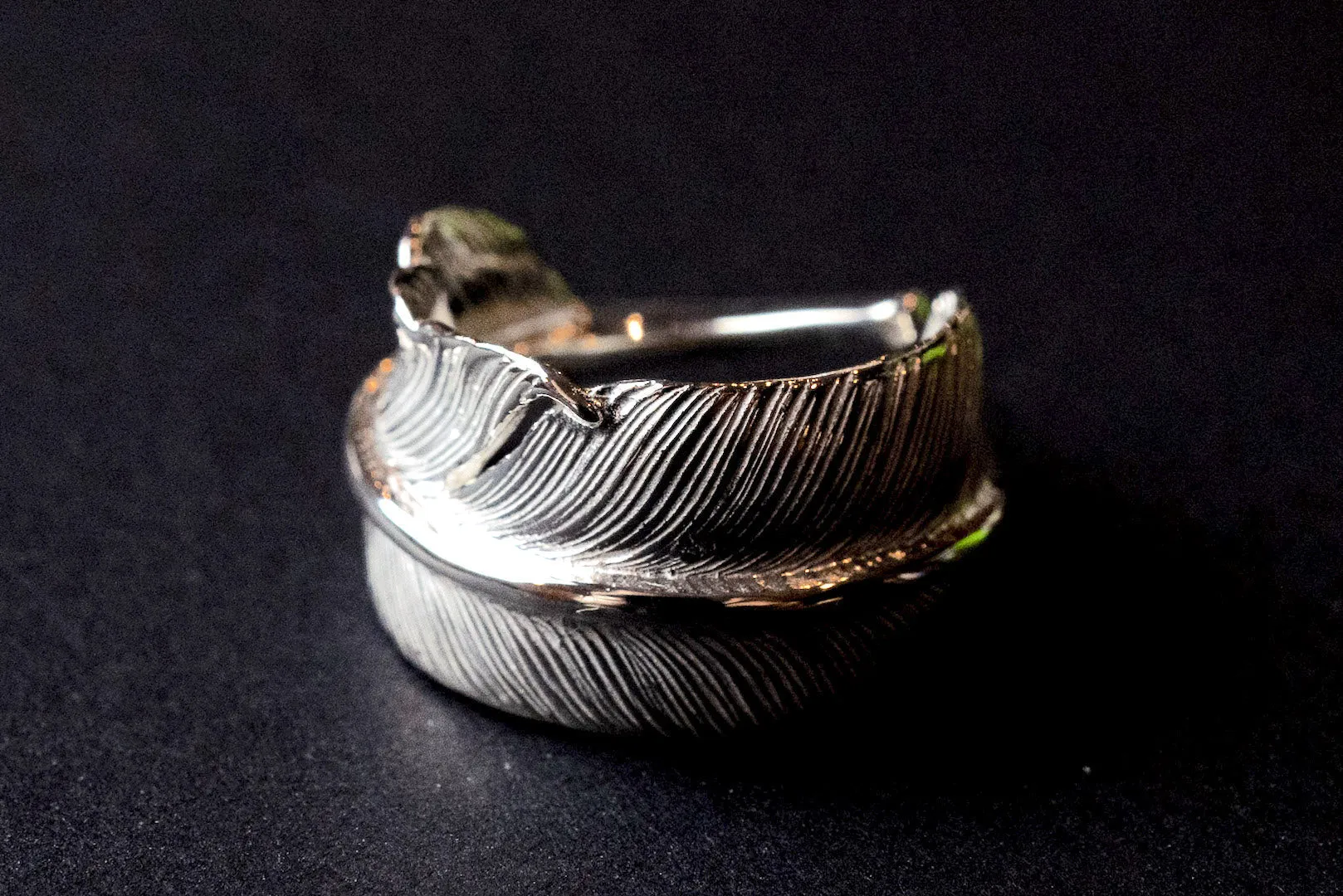 First Arrow's Large Feather Ring (R-015)