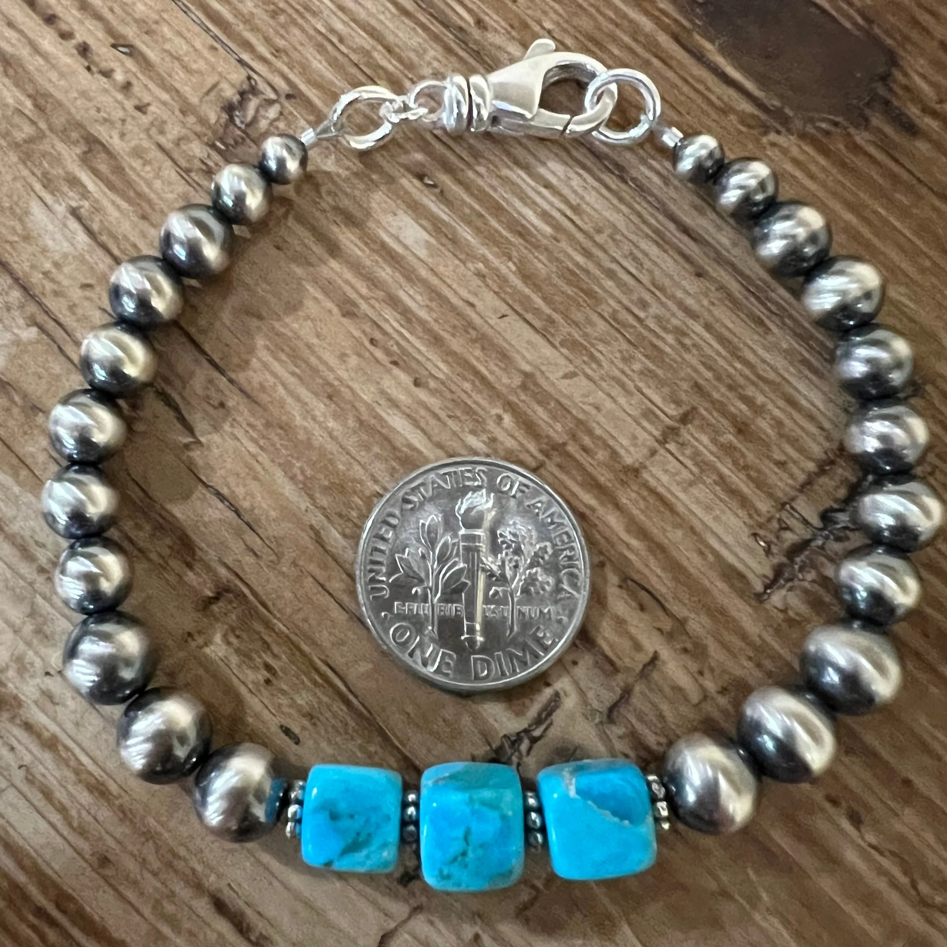 Kingman Turquoise Navajo Pearl Bracelet