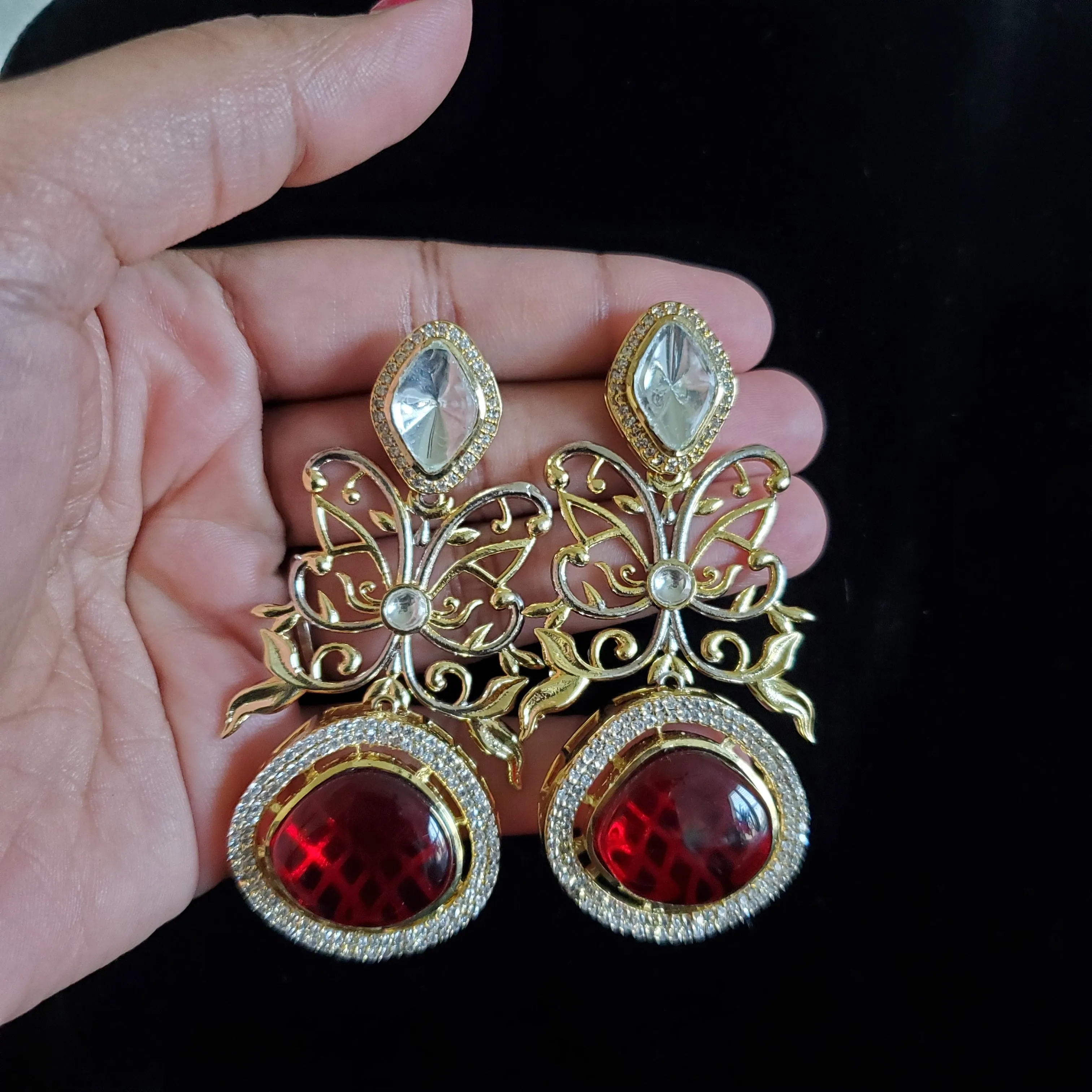 Kundan Long Earring With 2 Tone Plating Hall