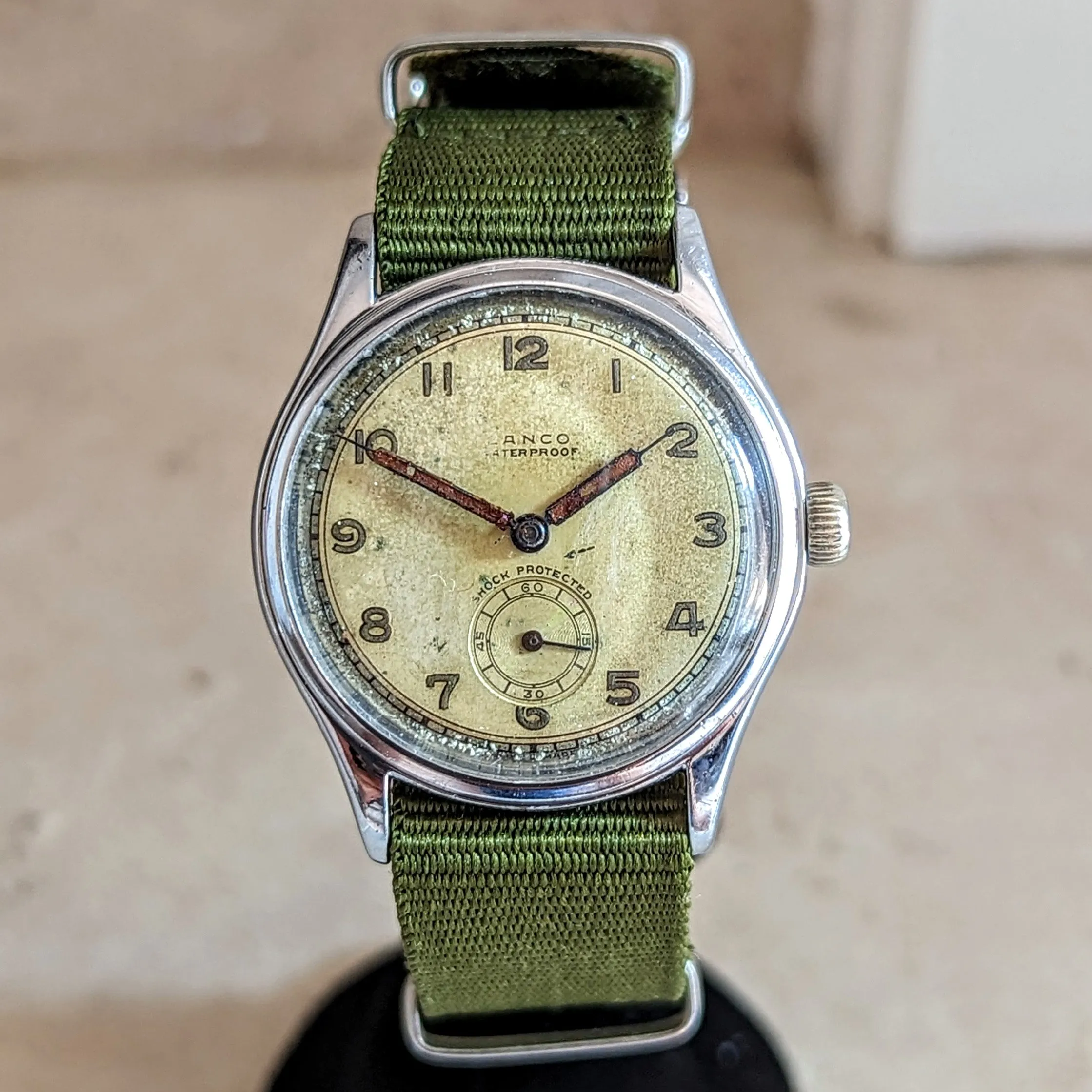 LANCO Waterproof Watch 15 Rubis Cal. 1022 ShockProtected Military Style Wristwatch