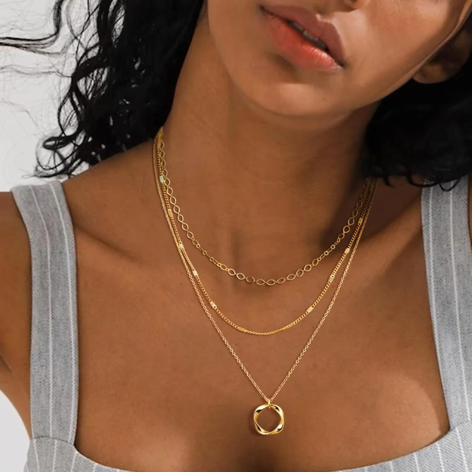 Layered Necklaces for Women Necklace Stack Dainty Necklace Cross Necklace Circle Paperclip Pearl Necklaces Pendant Chain Necklaces Choker Necklace for Women Simple Jewelry Gift