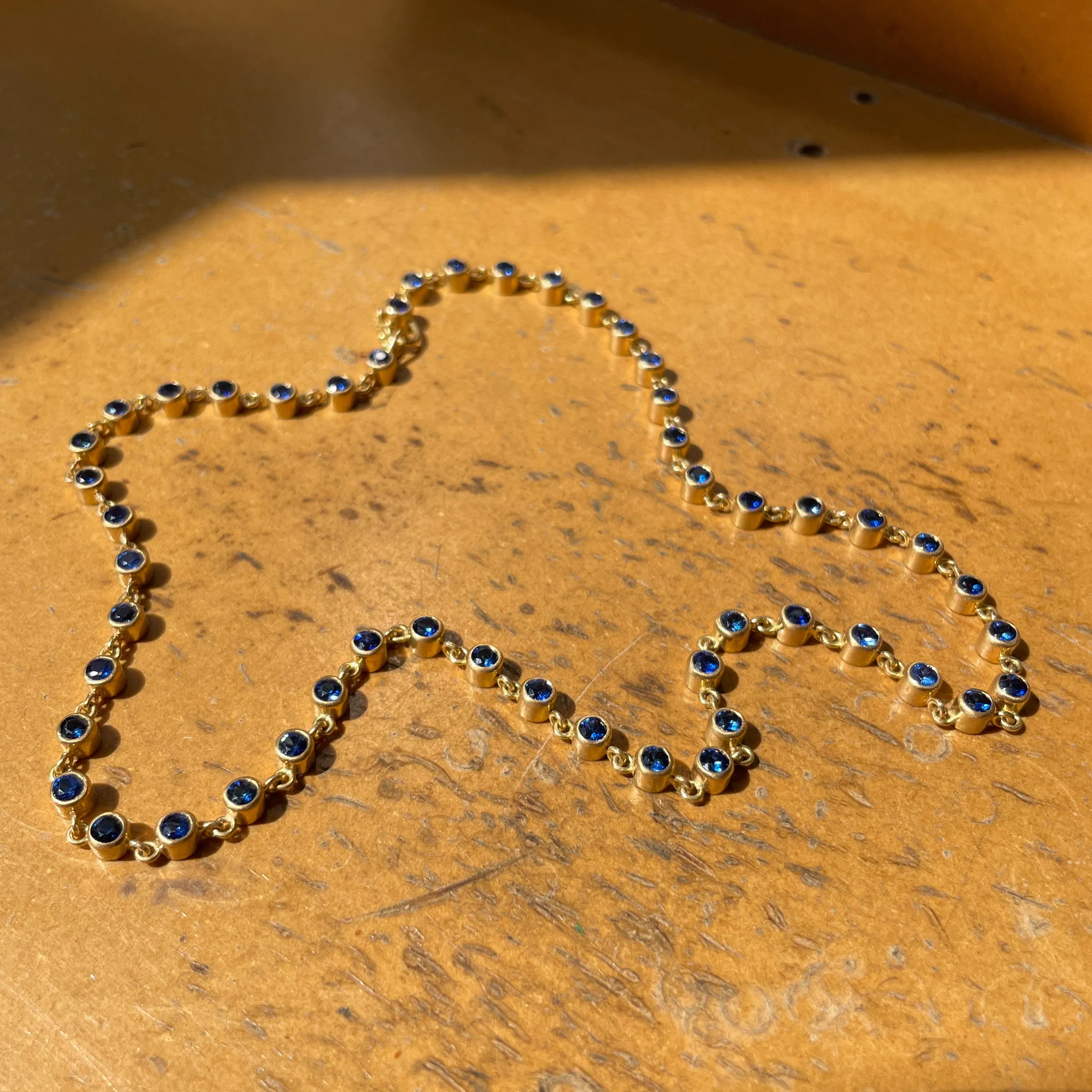 Meadow Rivière Blue Sapphire Necklace in 20K Peach Gold- 16"