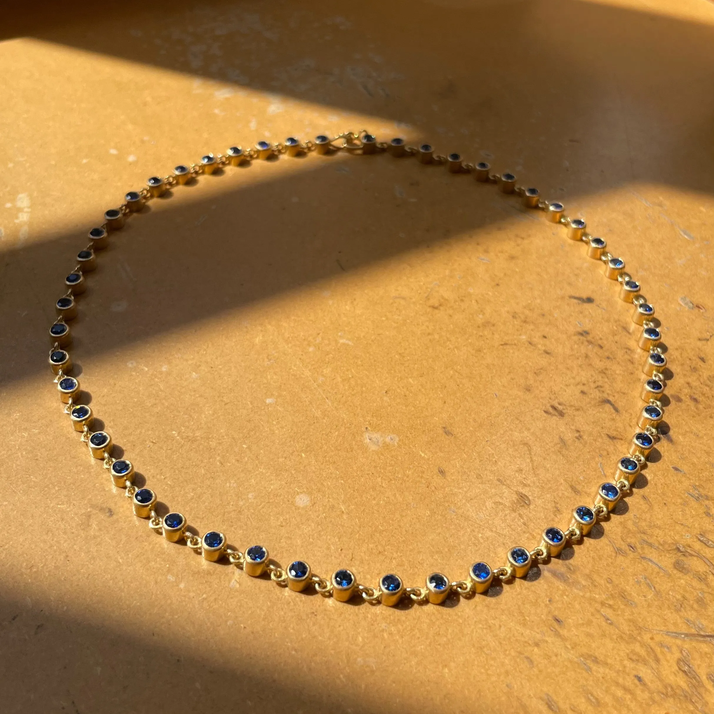 Meadow Rivière Blue Sapphire Necklace in 20K Peach Gold- 16"