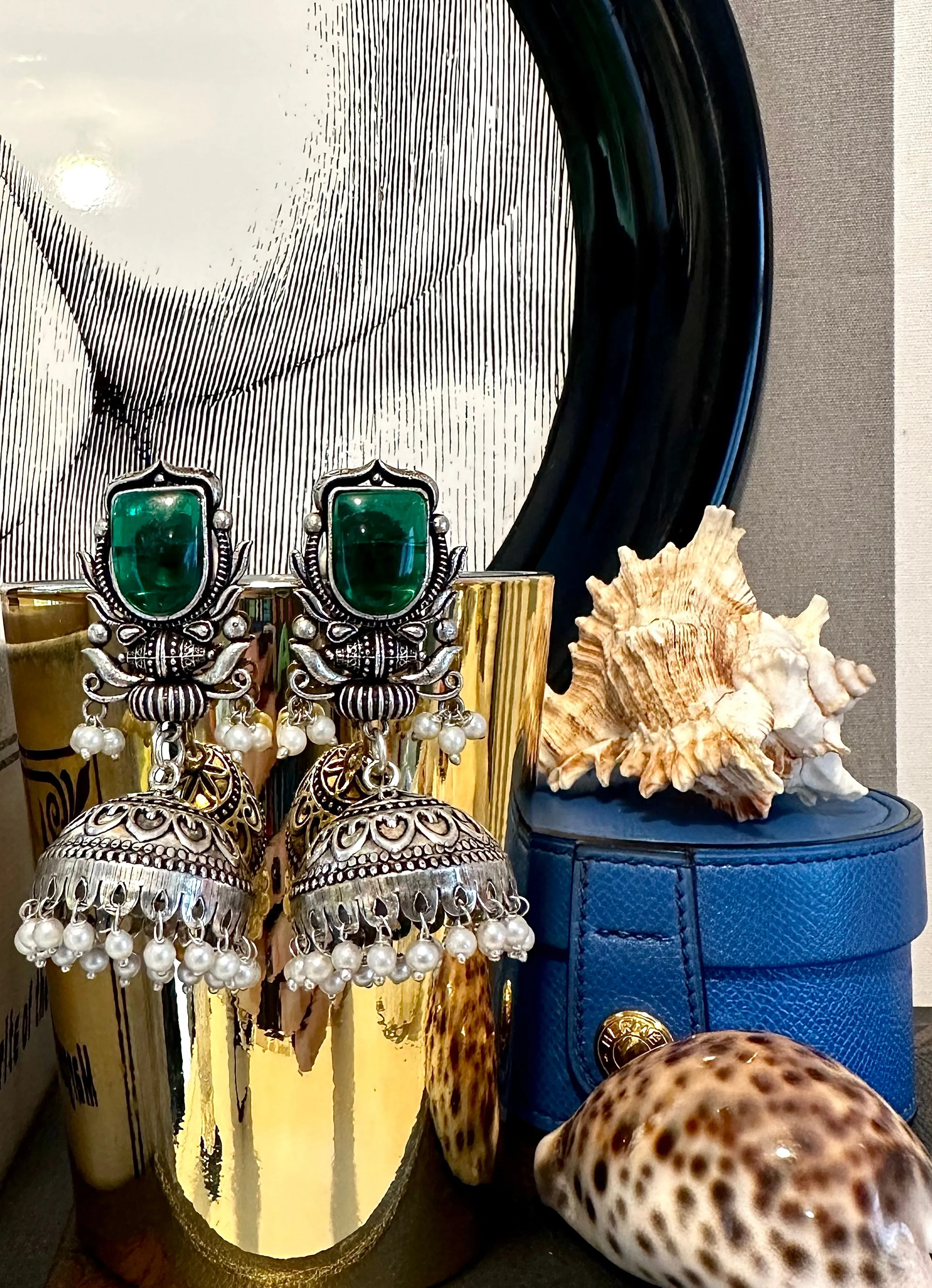MI AMORE EARRINGS- EMERALD