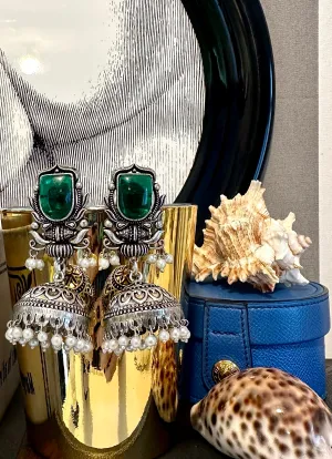 MI AMORE EARRINGS- EMERALD