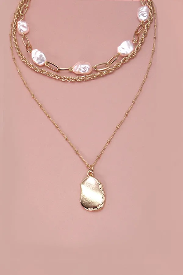 MULTI LAYER PEARL CHARM PENDANT NECKLACE | 47N19758