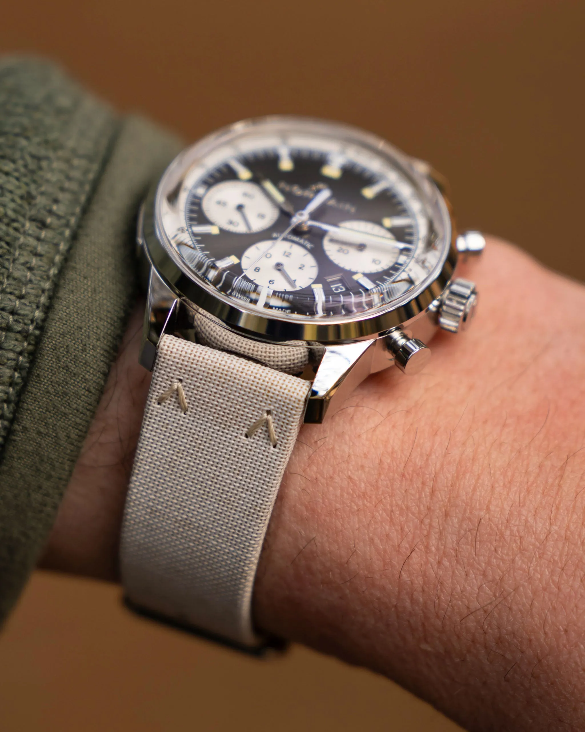 N2201S22C/T221 Freedom 60 Chrono40mm