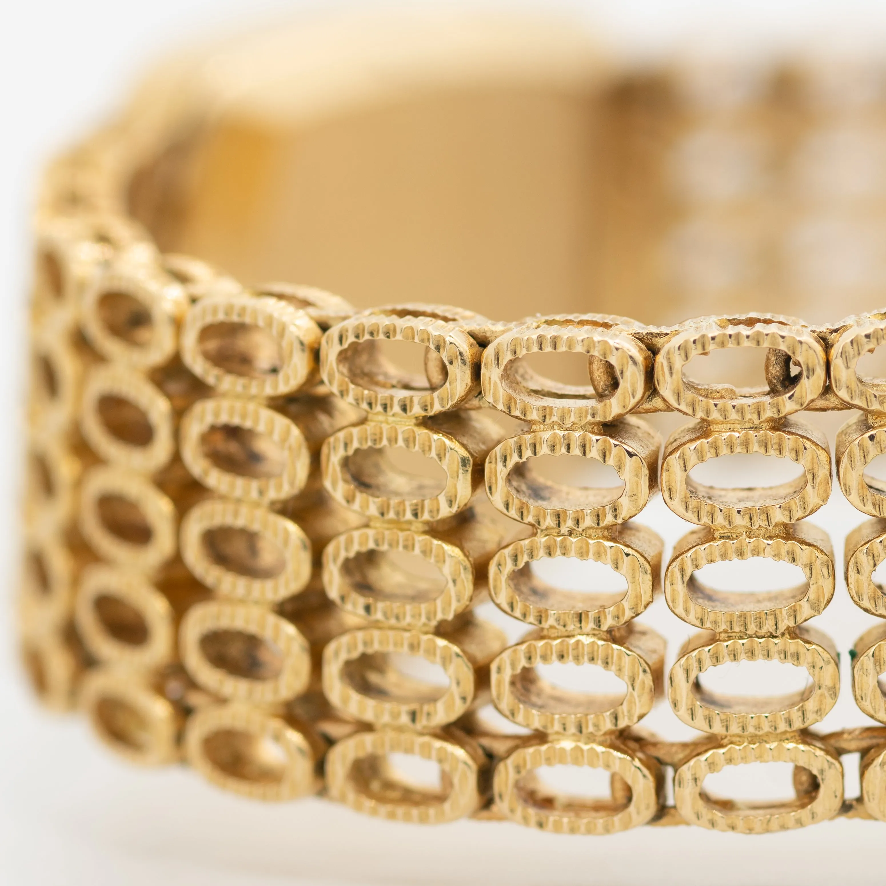 PATEK PHILIPPE ELLIPSE 18K GOLD MODEL 4186/1