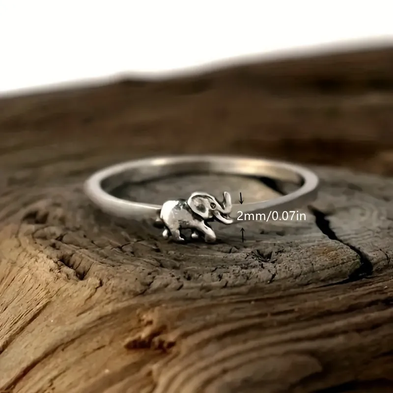 Retro Men's Elephant Feather Pattern Ring For Men