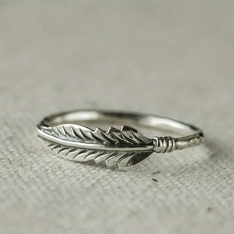 Retro Men's Elephant Feather Pattern Ring For Men