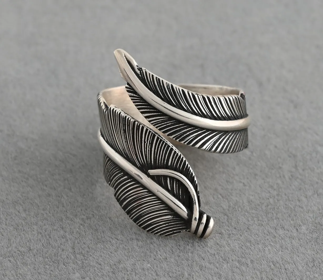 Ring, Wide Wrap-around Feather by Lena Platero; Size 7 /-
